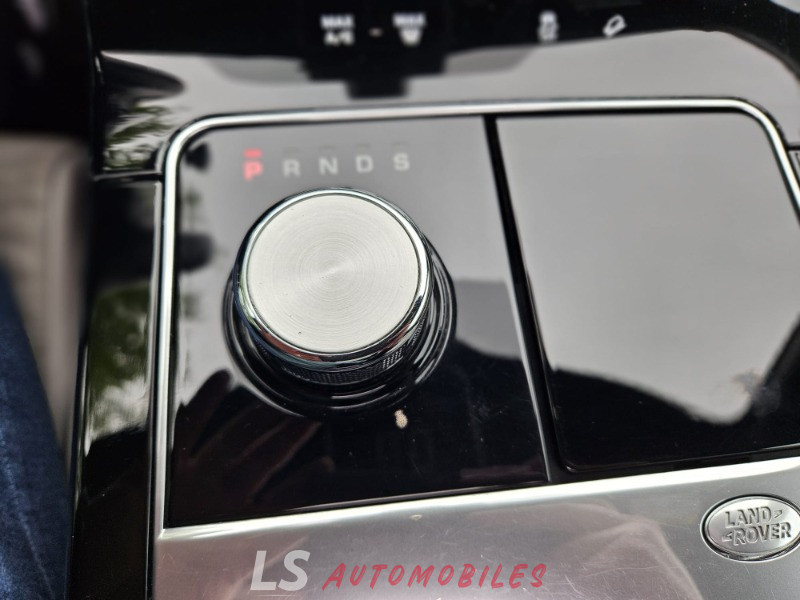 
								2019 LAND ROVER RANGE ROVER VELAR full									