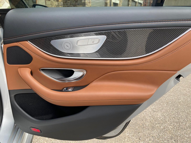 
								2019 Mercedes-Benz AMG GT63s full									