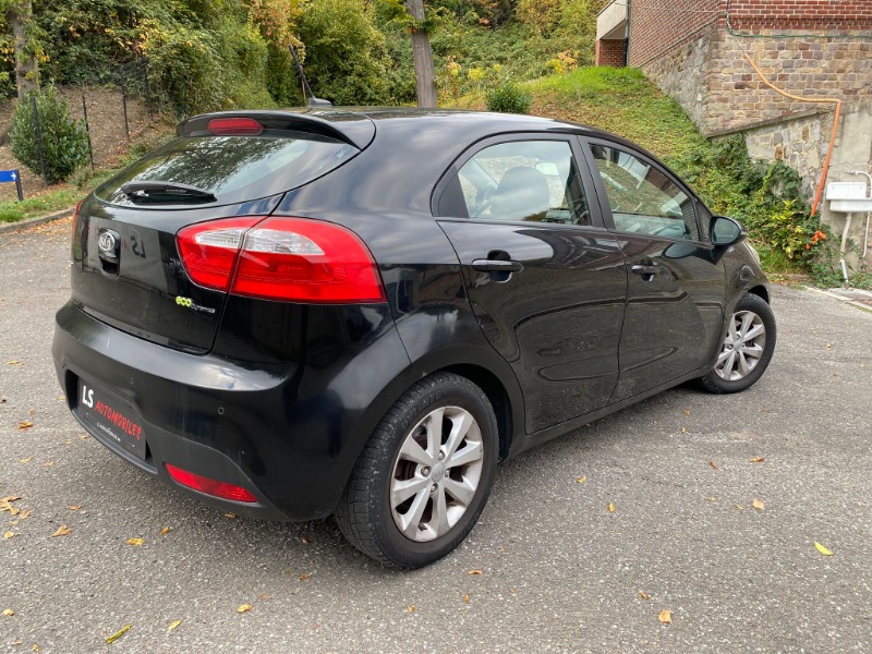 
								2012 Kia Rio full									