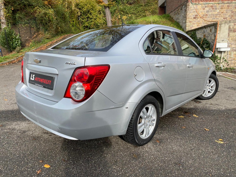 
								2012 Chevrolet AVEO full									