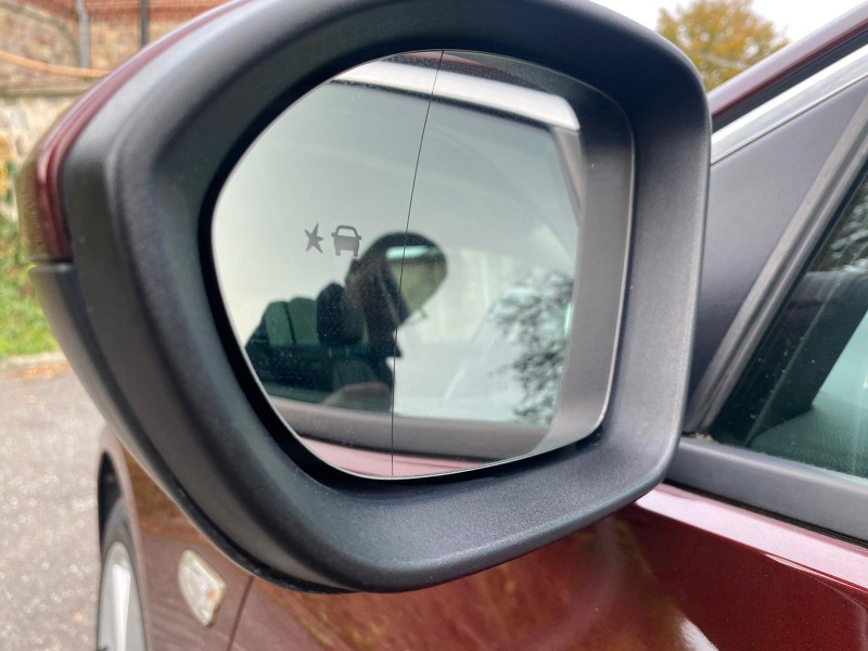 
								2017 opel INSIGNIA full									