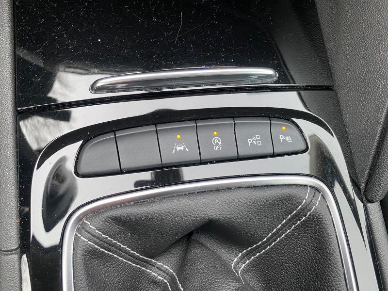 
								2017 opel INSIGNIA full									