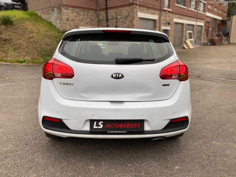 
								2014 Kia CEED full									