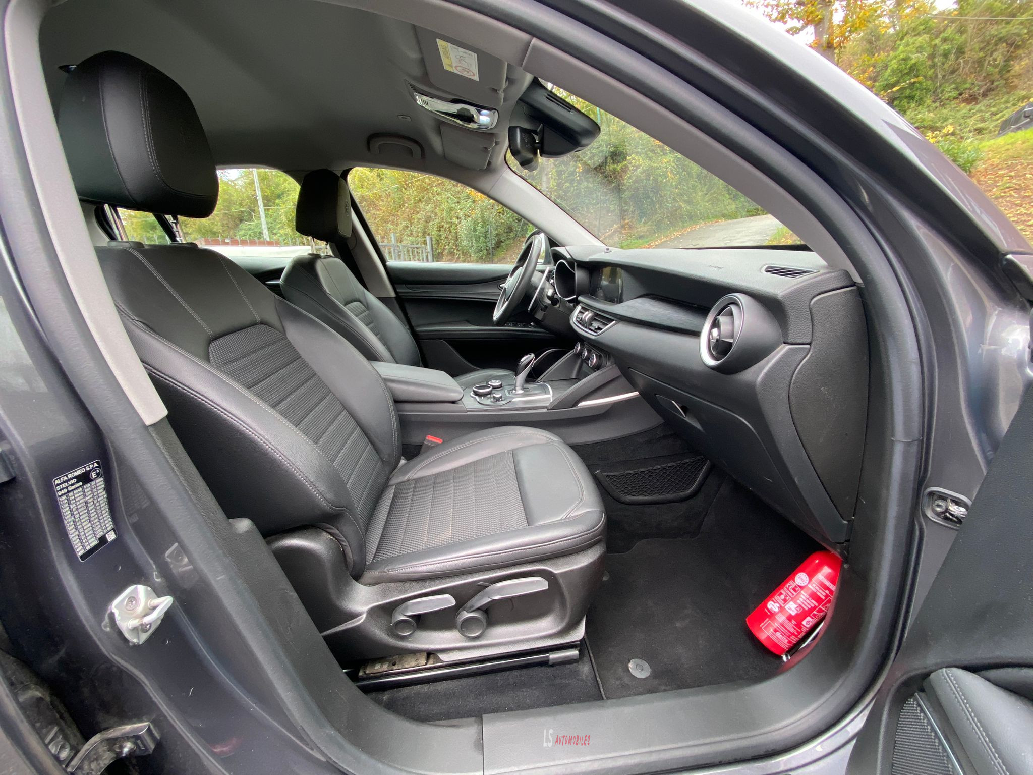 
								Alfa Romeo Stelvio 2.0 Turbo 16V Q4*CAM*NAV full									