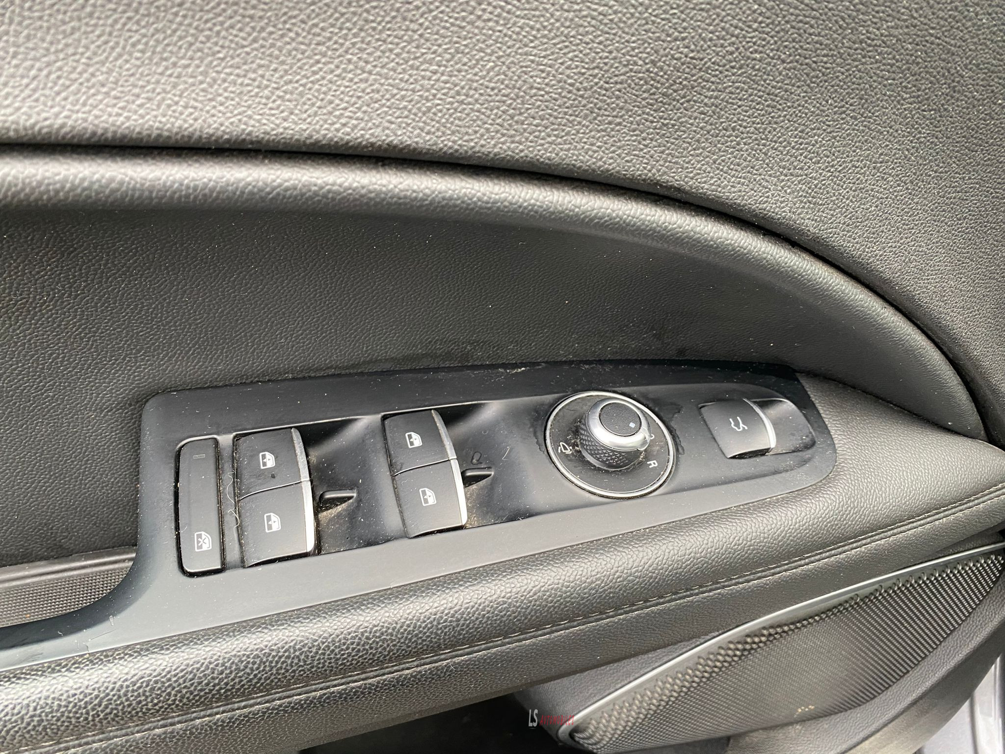 
								Alfa Romeo Stelvio 2.0 Turbo 16V Q4*CAM*NAV full									