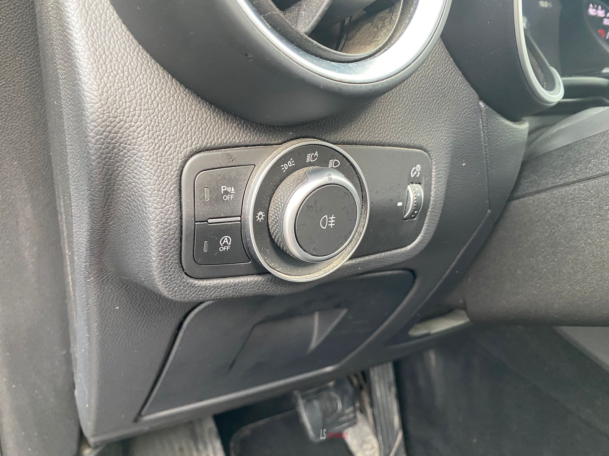 
								Alfa Romeo Stelvio 2.0 Turbo 16V Q4*CAM*NAV full									