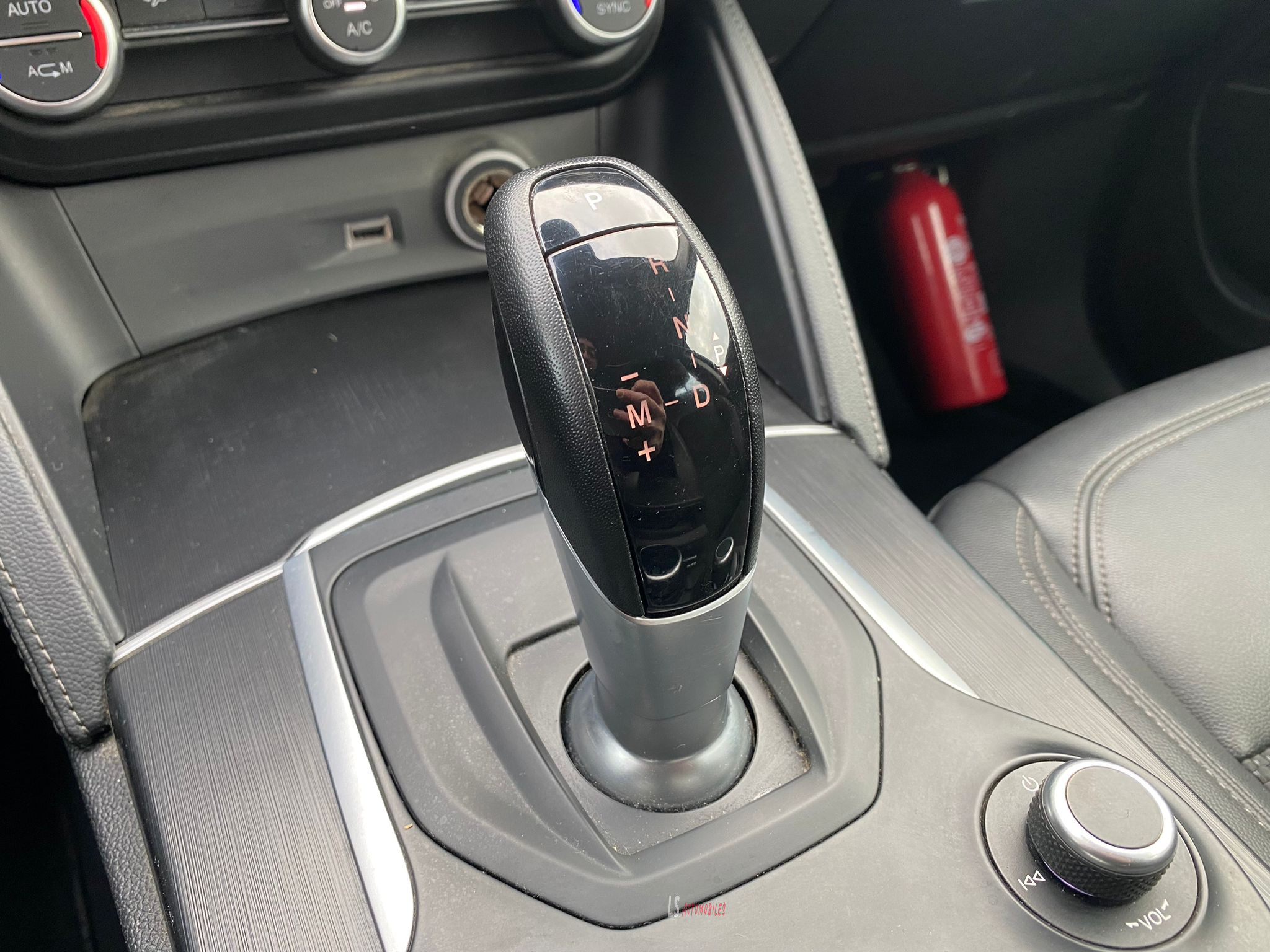 
								Alfa Romeo Stelvio 2.0 Turbo 16V Q4*CAM*NAV full									