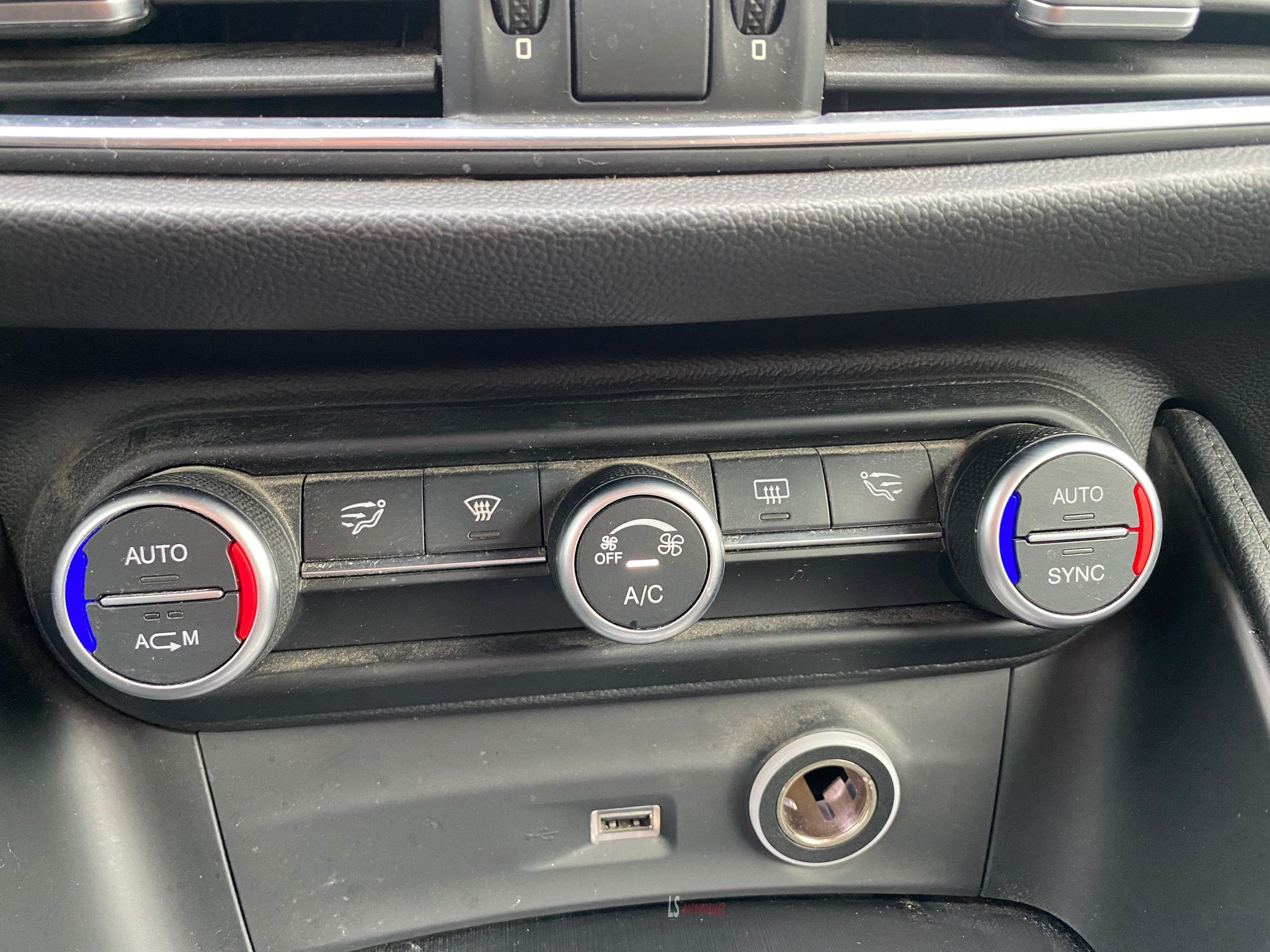 
								Alfa Romeo Stelvio 2.0 Turbo 16V Q4*CAM*NAV full									