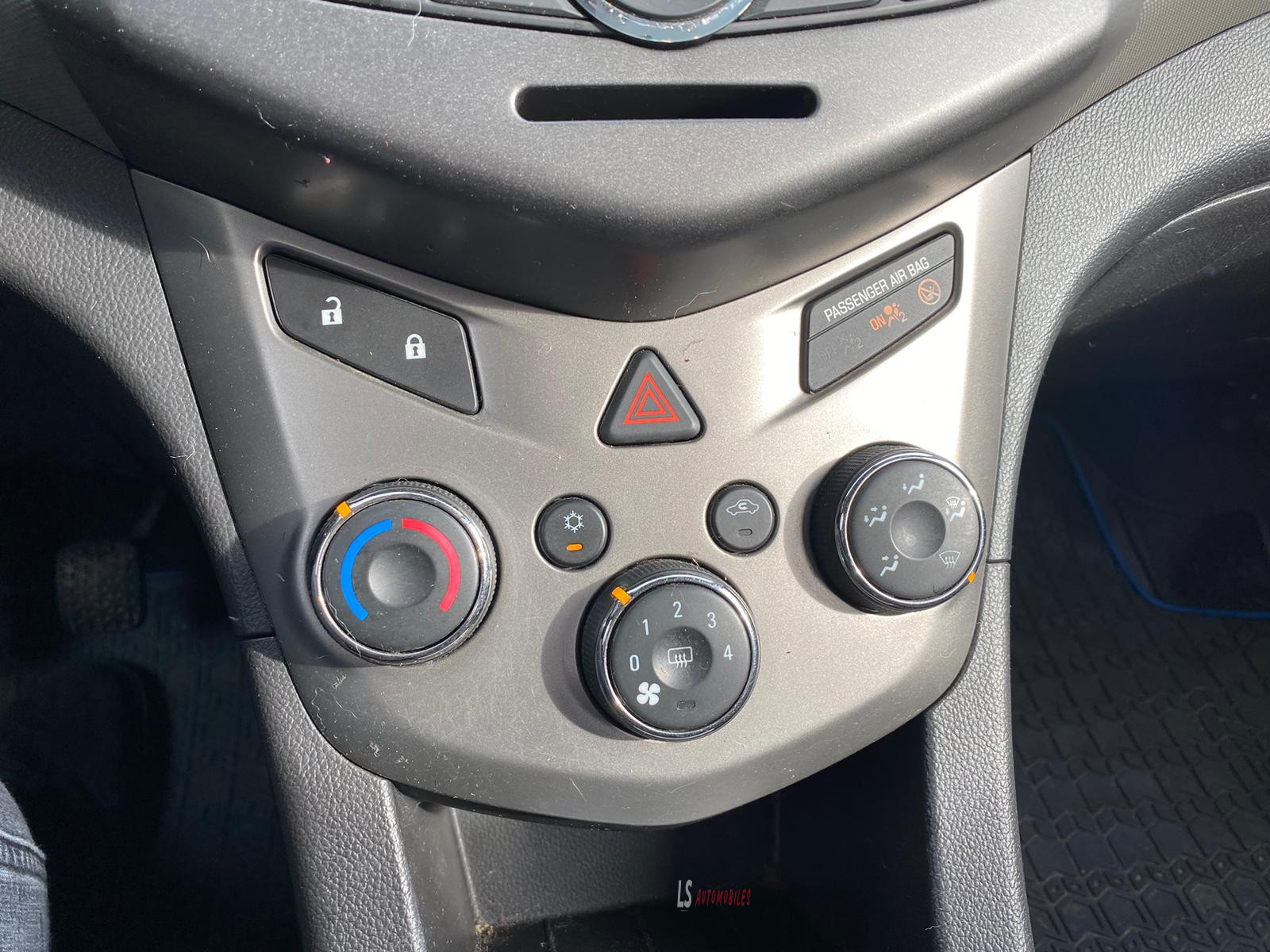 
								Chevrolet Aveo 1.3d*A/C*Cruise*Eu5b full									