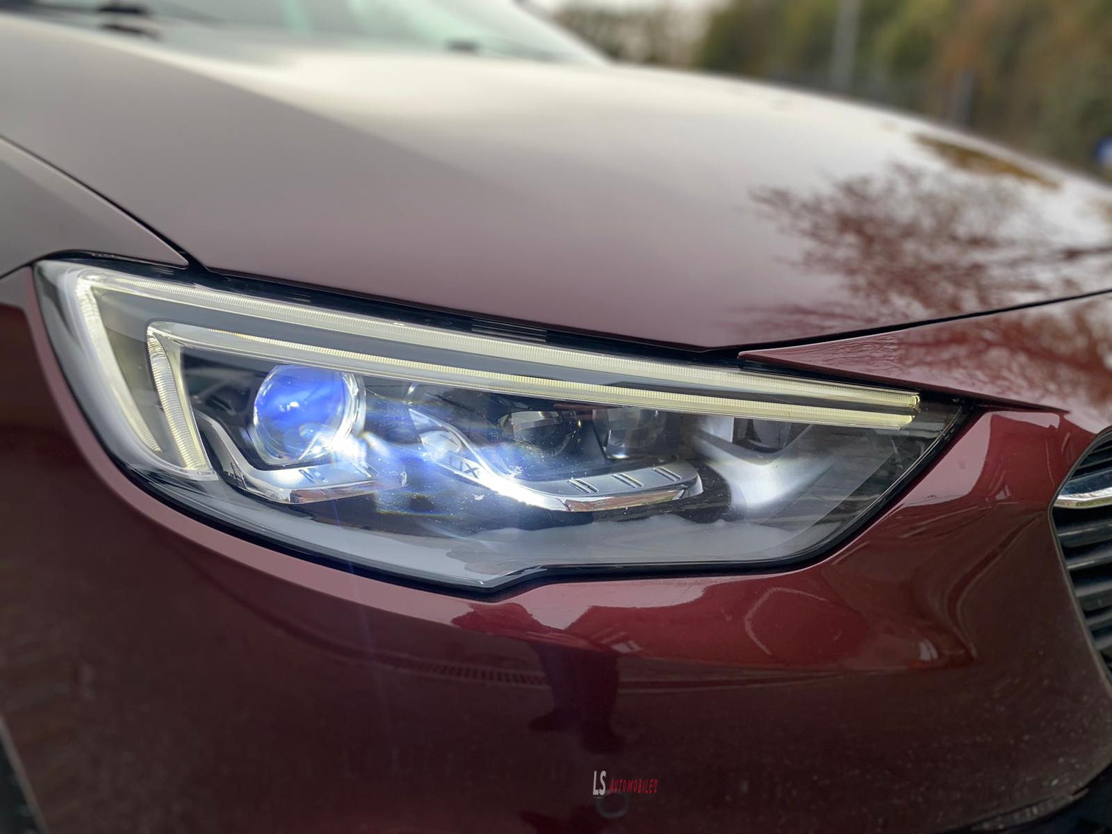 
								Opel Insignia*1.5*140HP*Led*Navi*Cam*HeadUp*Leather full									