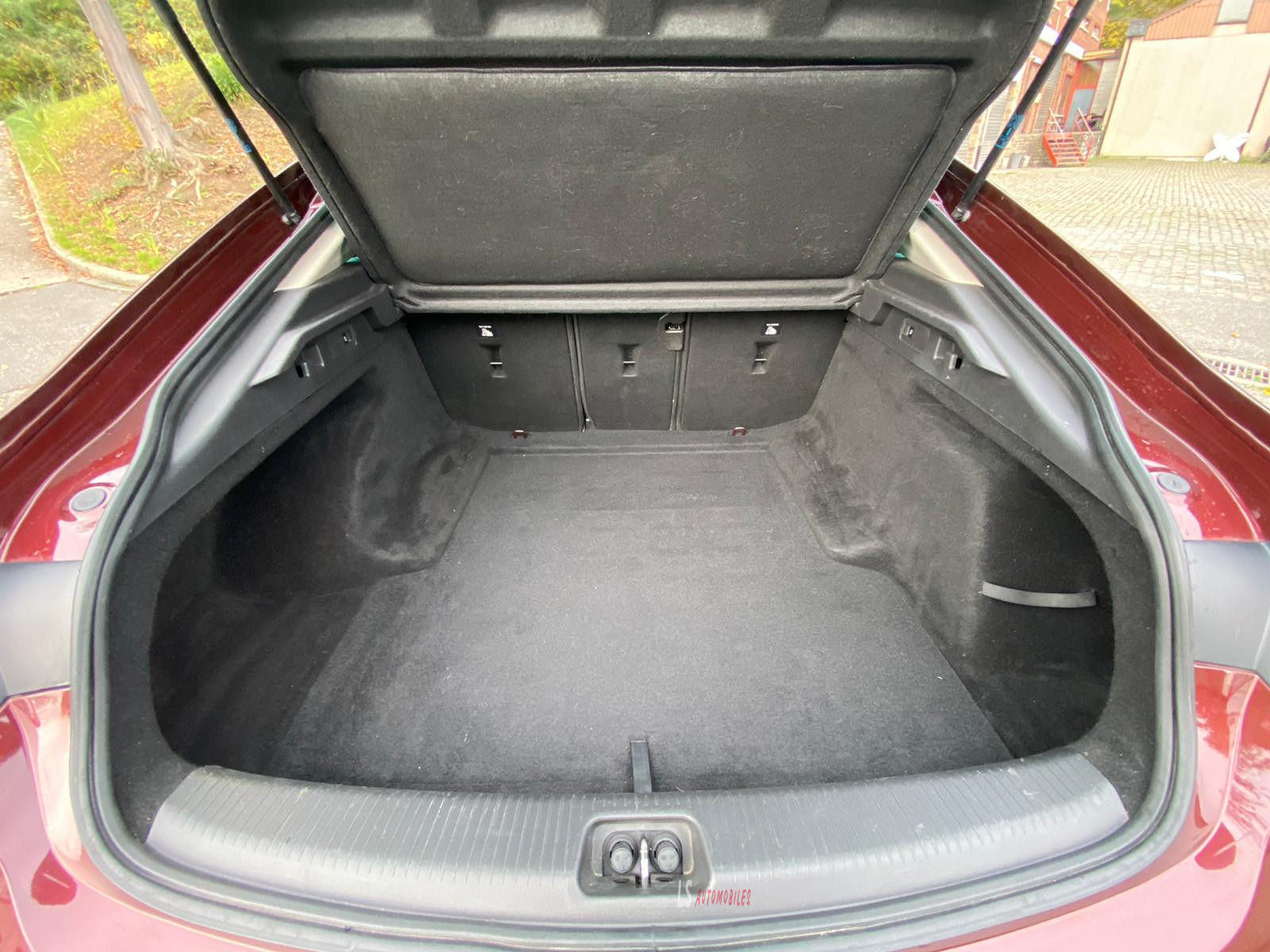 
								Opel Insignia*1.5*140HP*Led*Navi*Cam*HeadUp*Leather full									