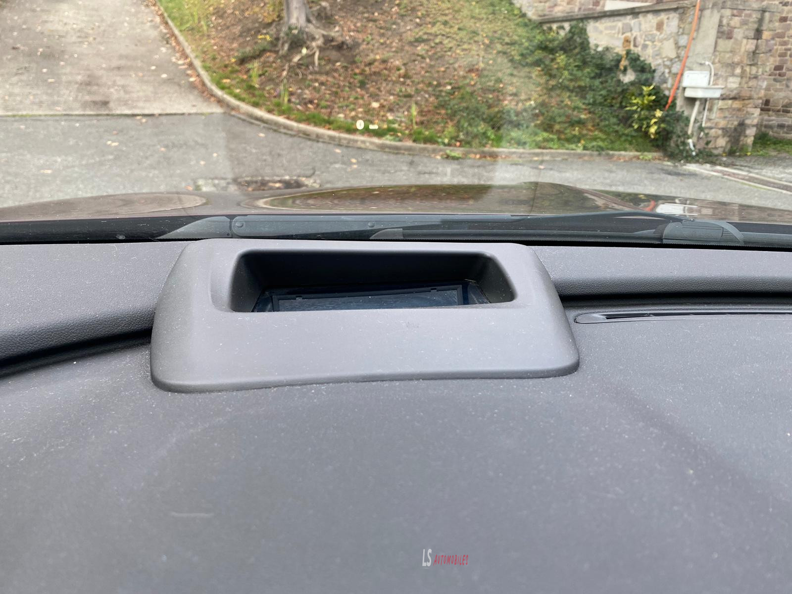 
								Opel Insignia*1.5*140HP*Led*Navi*Cam*HeadUp*Leather full									