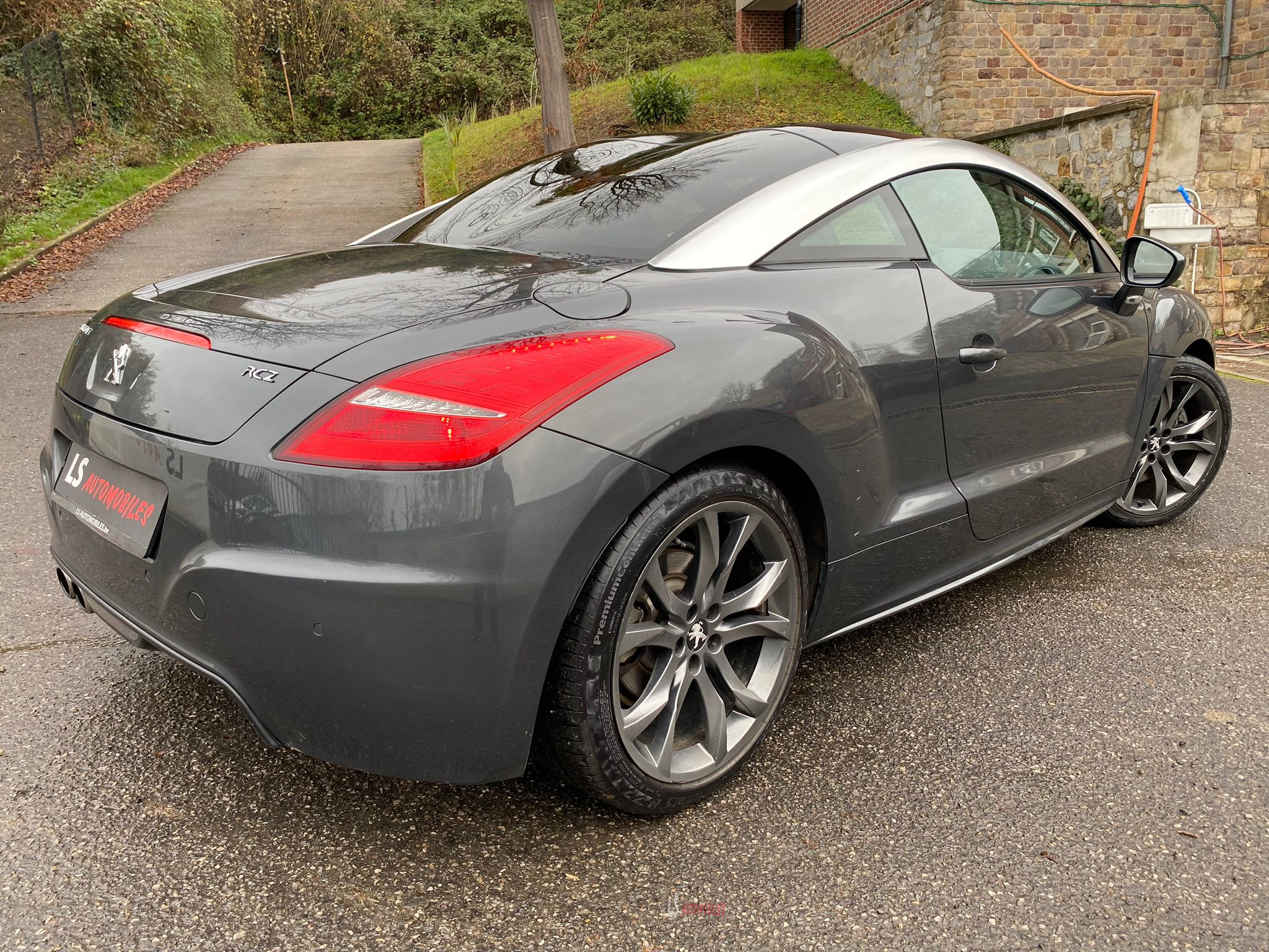 
								Peugeot RCZ 2.0 HDi*CUIR*AIRCOAUTO*CRUISE*EU5 full									