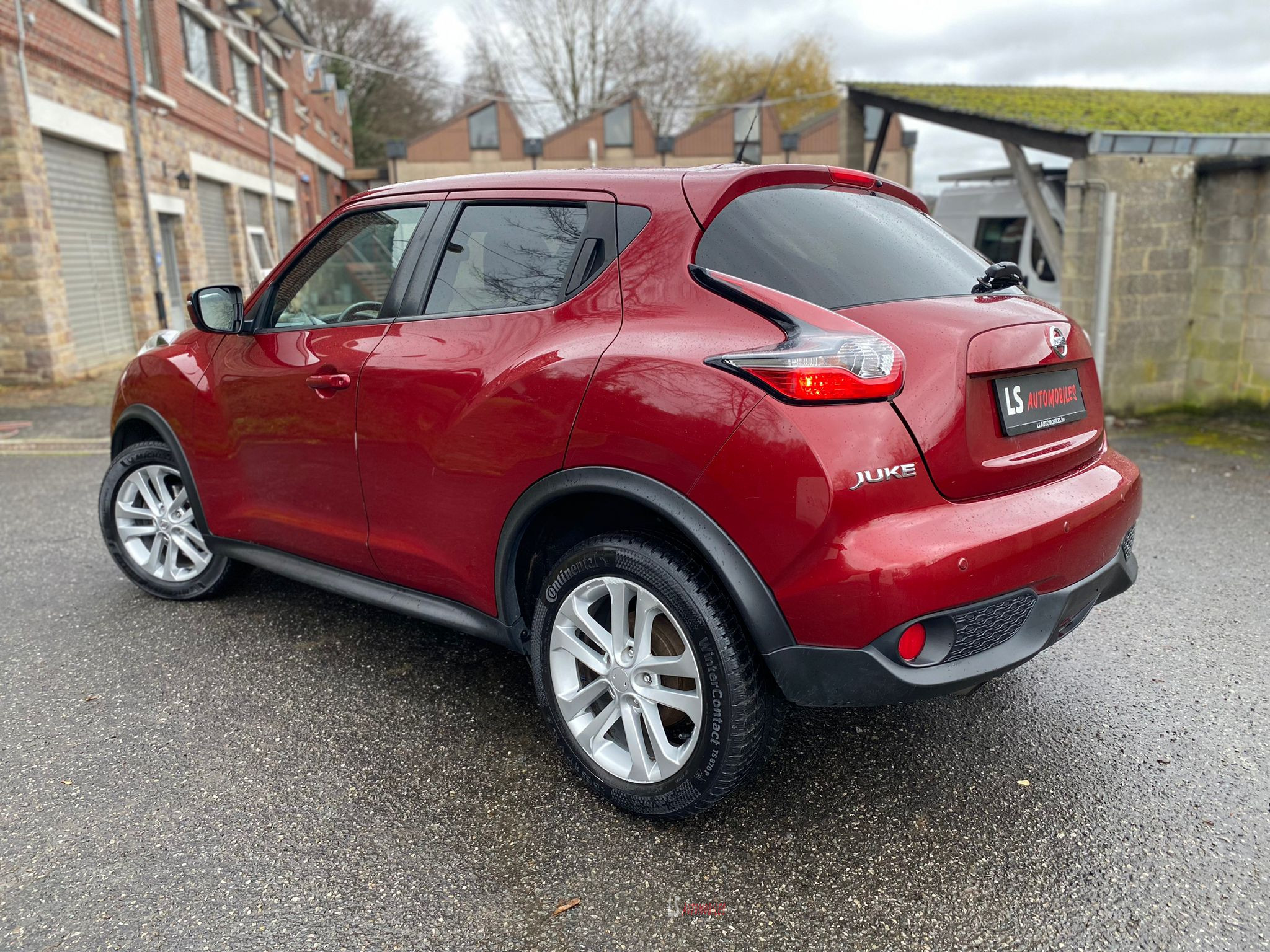 
								Nissan Juke 1.6e*Boite automatique*Navi*Camera*Eu6b full									