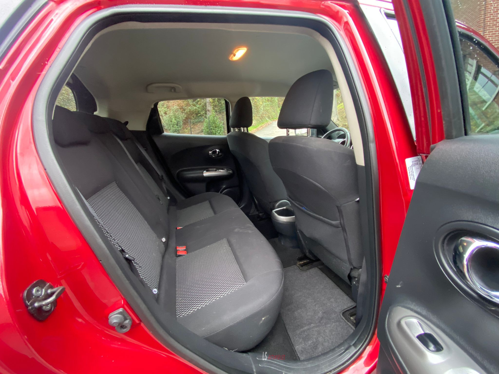 
								Nissan Juke 1.6e*Boite automatique*Navi*Camera*Eu6b full									