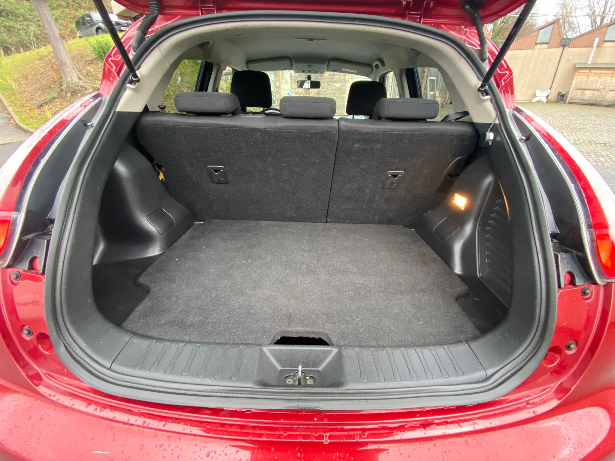 
								Nissan Juke 1.6e*Boite automatique*Navi*Camera*Eu6b full									