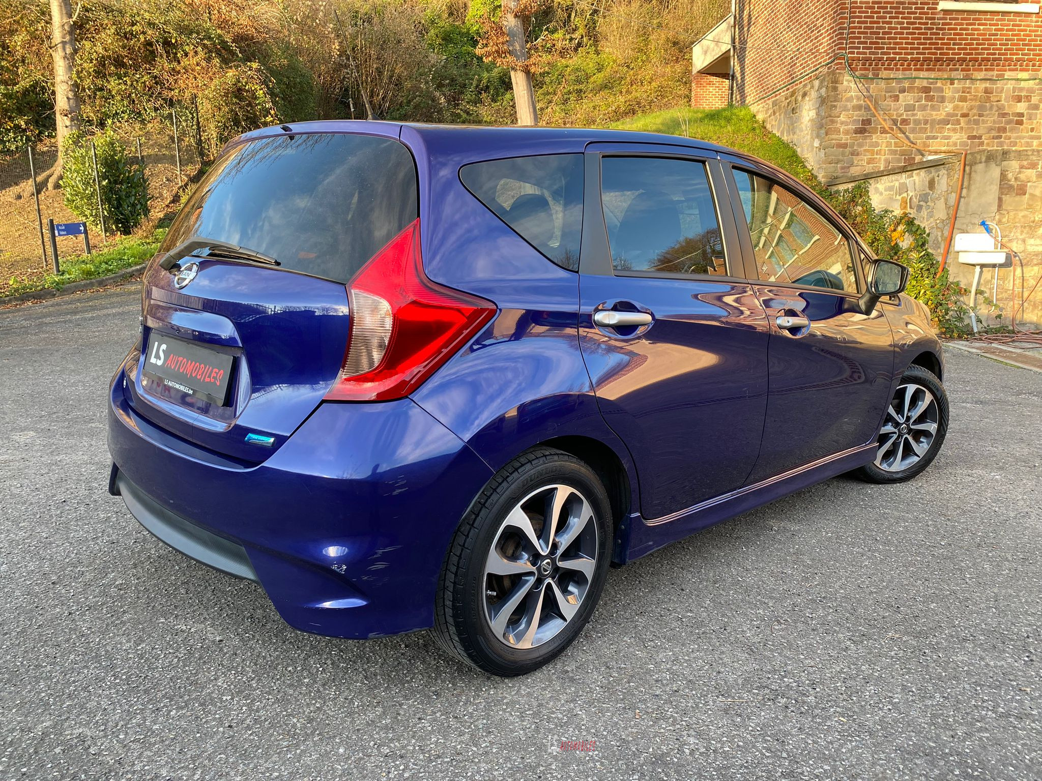 
								Nissan Note NTECH 1.5 DCi*NAVI*CAMERA*KEYLESS full									