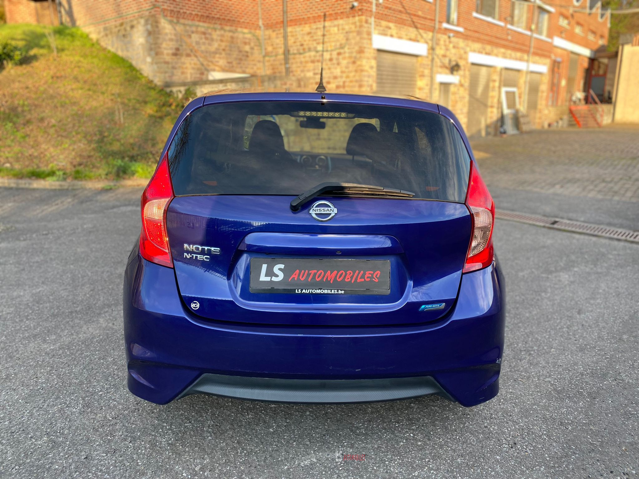 
								Nissan Note NTECH 1.5 DCi*NAVI*CAMERA*KEYLESS full									