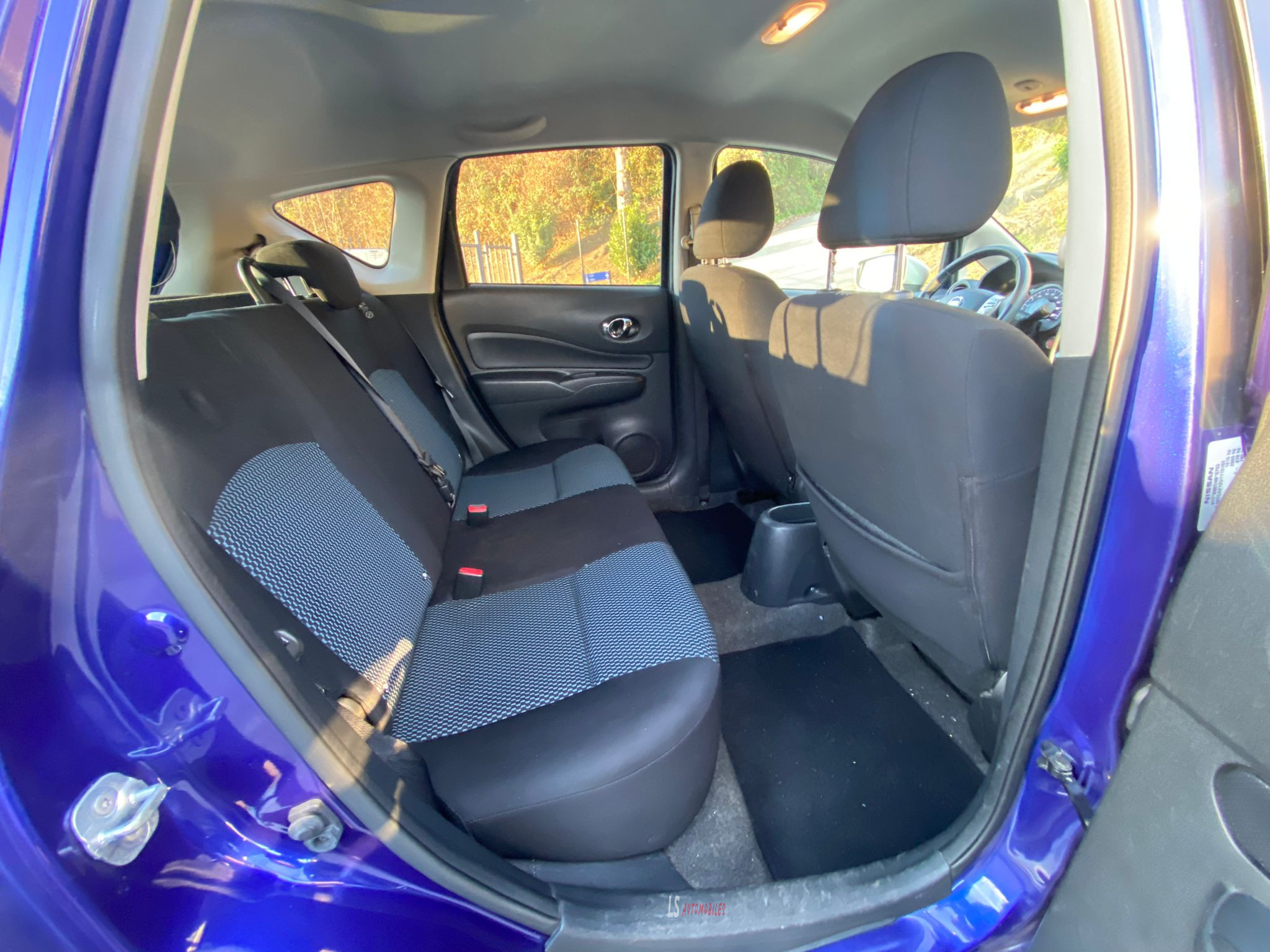 
								Nissan Note NTECH 1.5 DCi*NAVI*CAMERA*KEYLESS full									