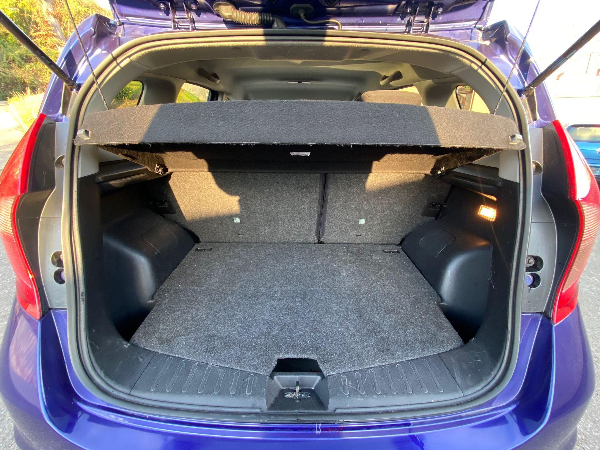 
								Nissan Note NTECH 1.5 DCi*NAVI*CAMERA*KEYLESS full									