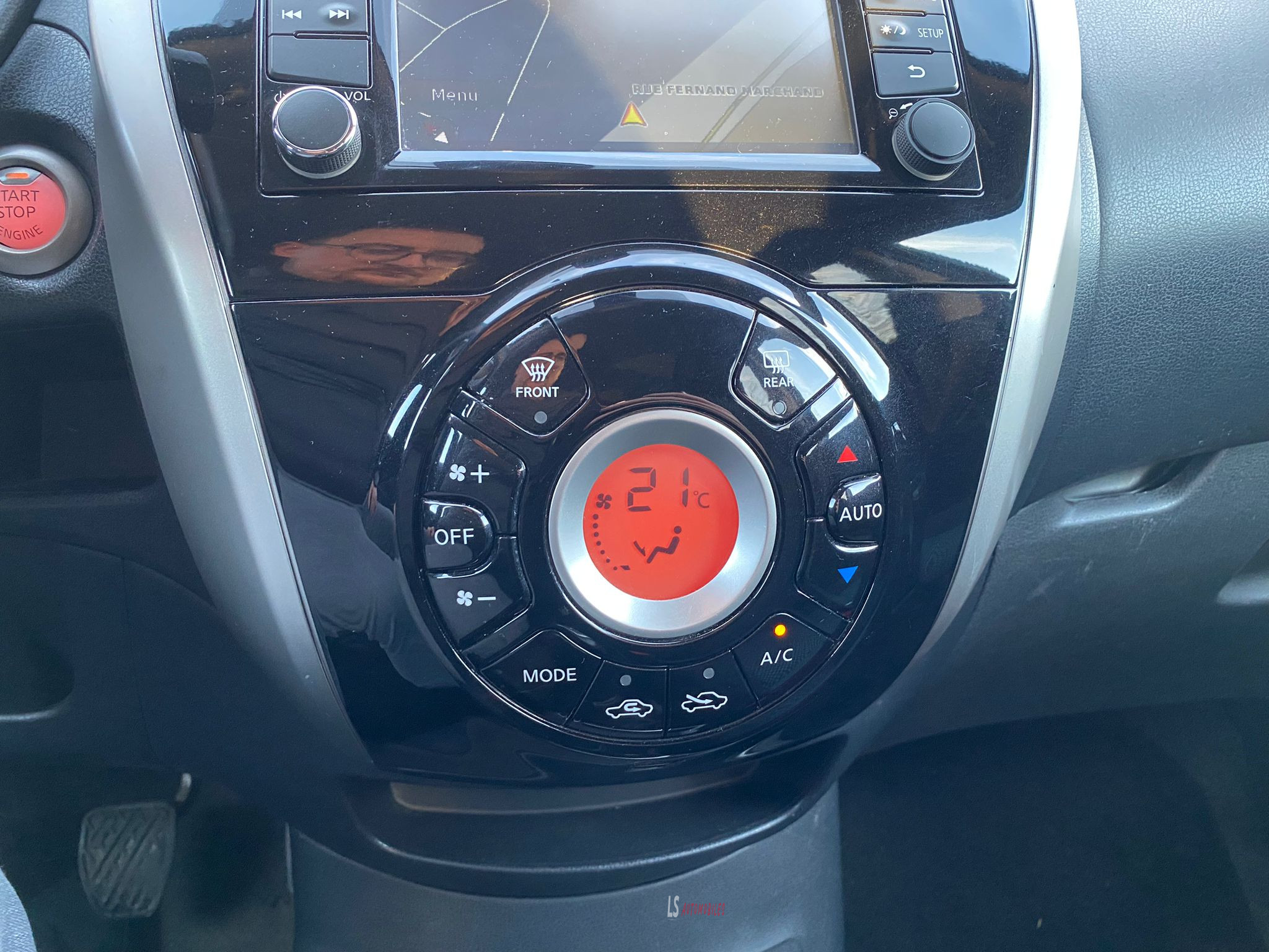 
								Nissan Note NTECH 1.5 DCi*NAVI*CAMERA*KEYLESS full									