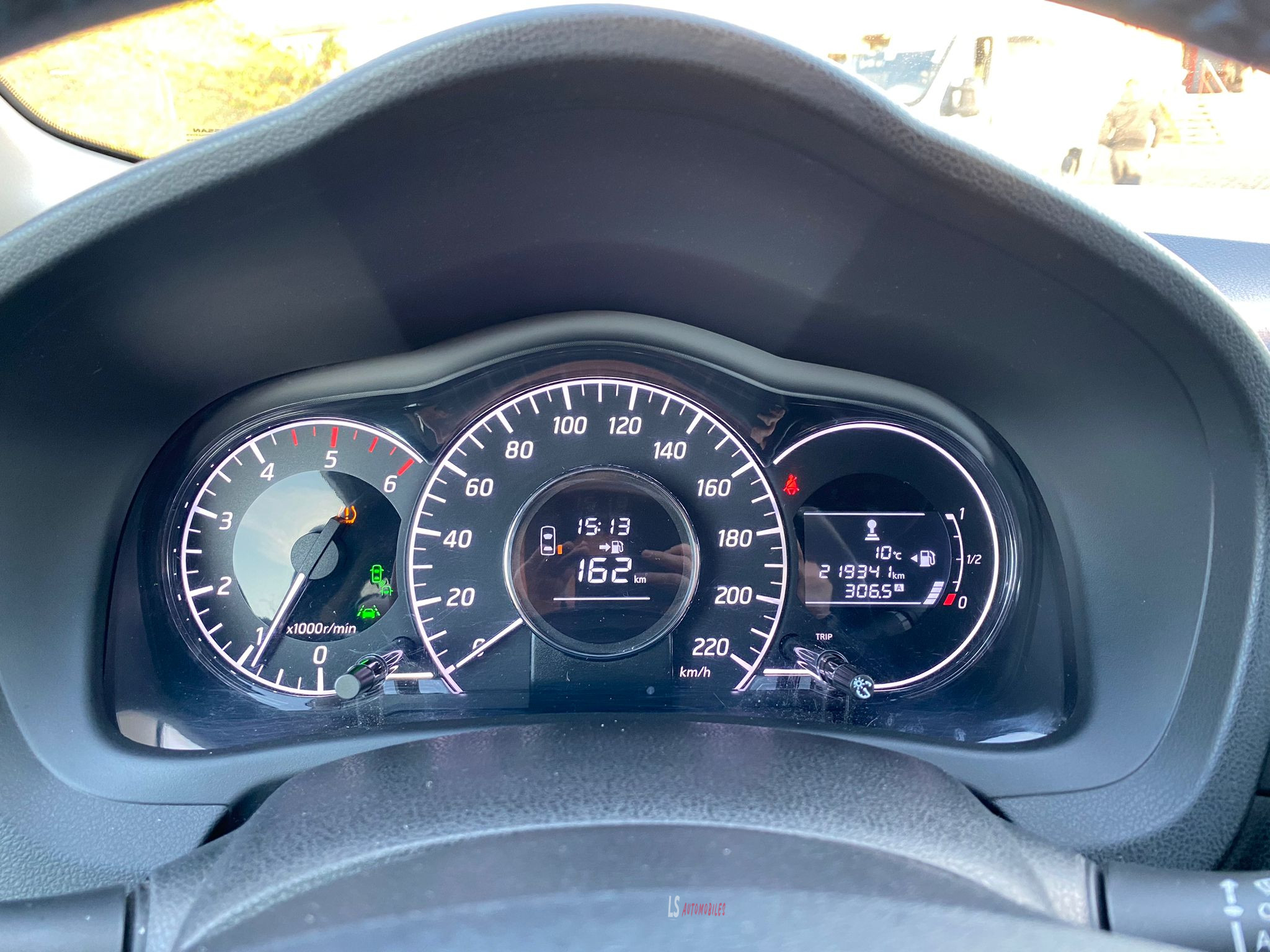 
								Nissan Note NTECH 1.5 DCi*NAVI*CAMERA*KEYLESS full									