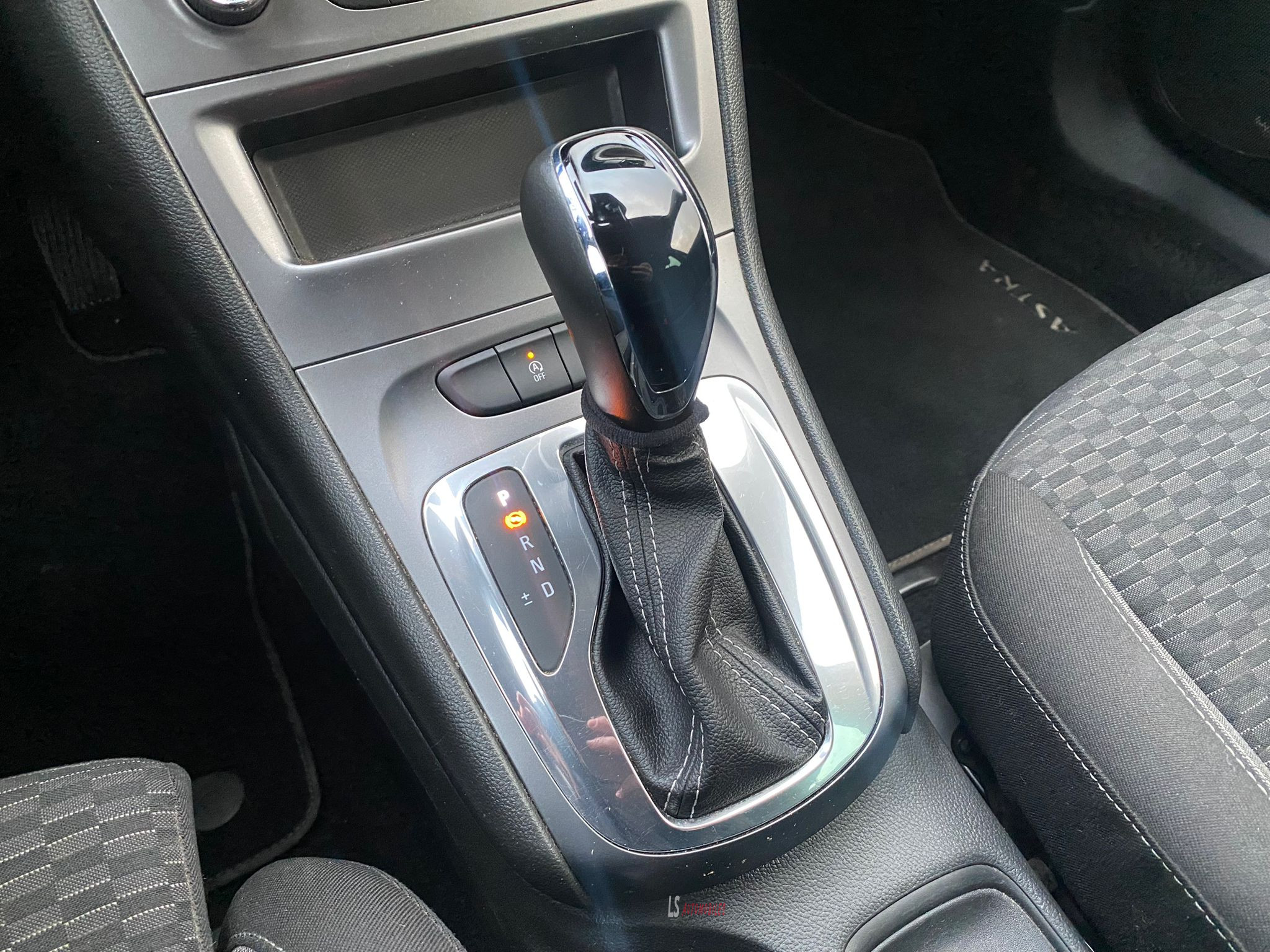 
								Opel Astra ST 1.5 D*Boite automatique*Navi*Camera full									