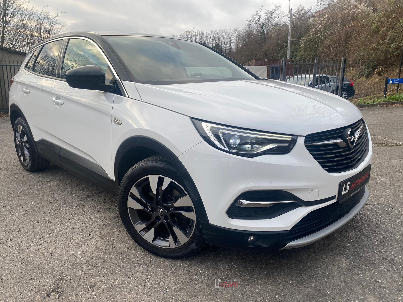 OPEL GRANDLAND X 1.6d