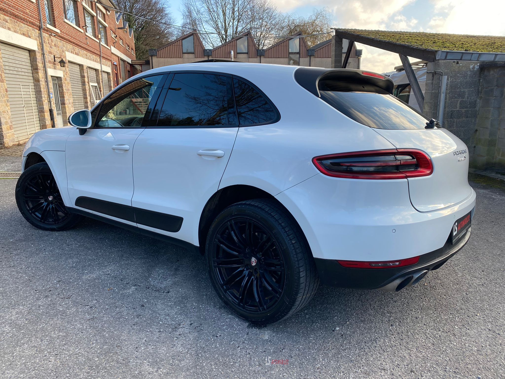 
								Porsche Macan S*3.0*PANO*BOSE*EU6*GEARBOX PROBLEM full									