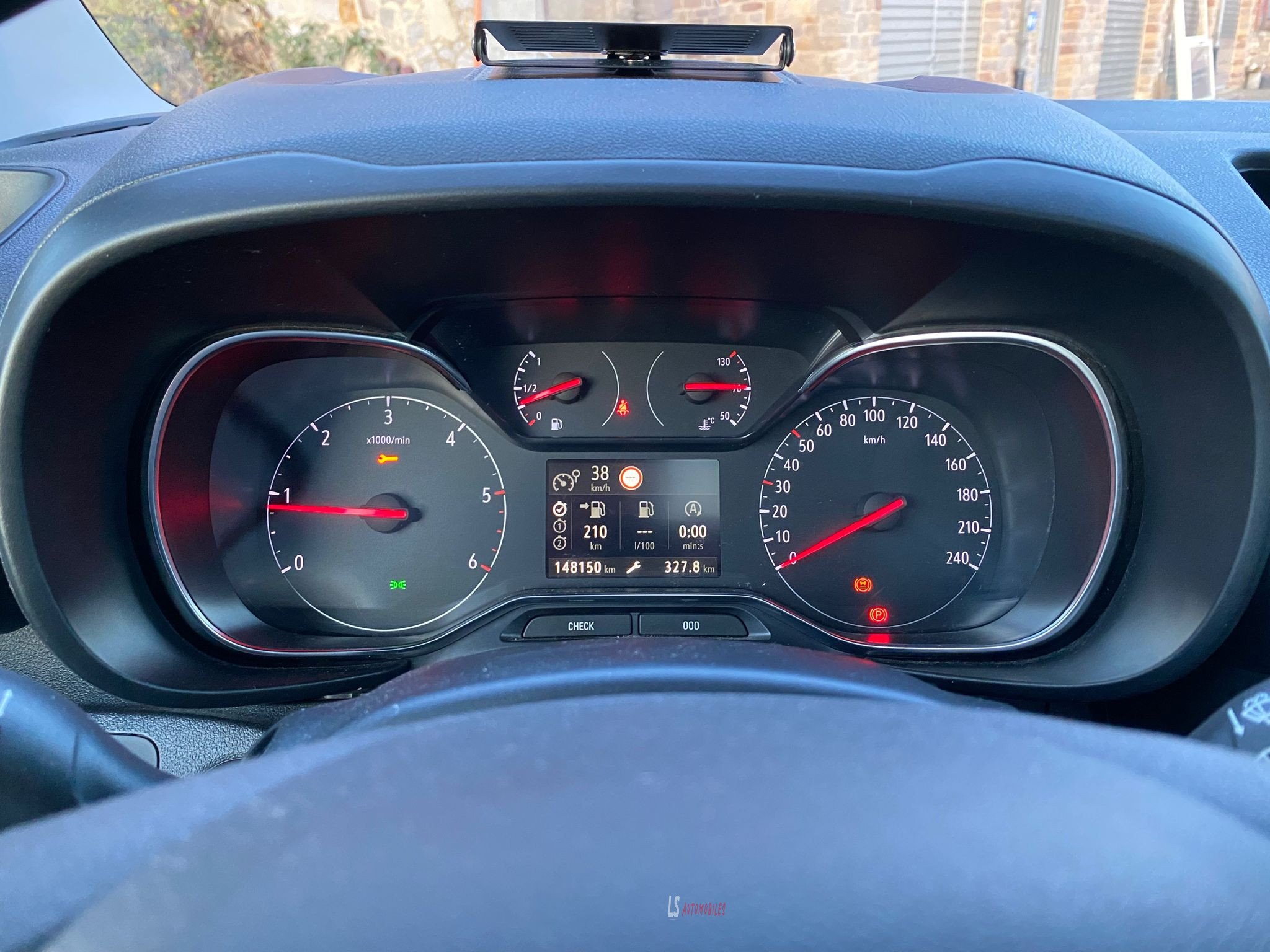 
								Opel Combo Life 1.5d*5Seats*Navi*Cam*Pano*HeatedSeats full									