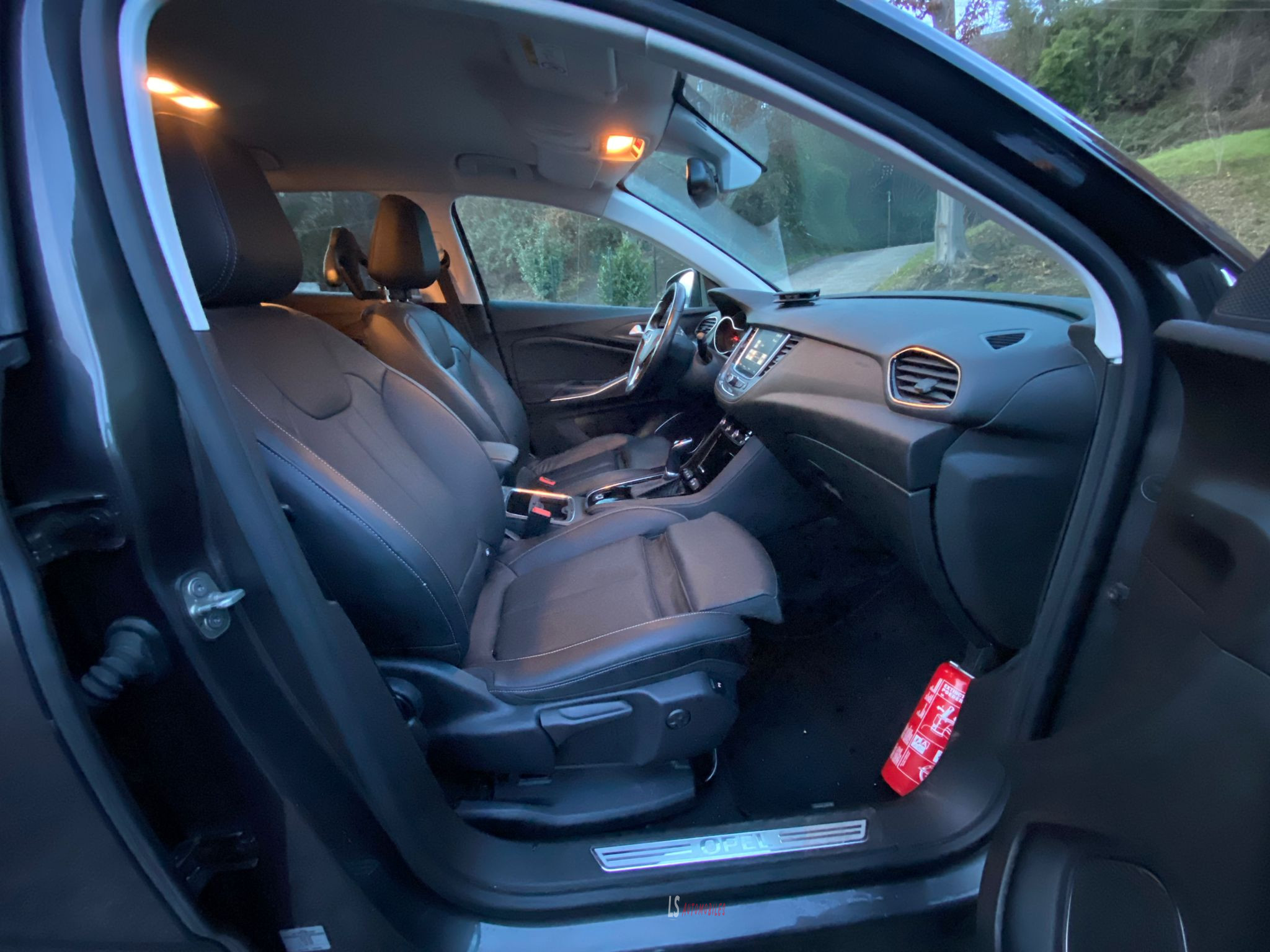 
								Opel Grandland (X)*1.5CDTI*AUTOMAT*LED full									