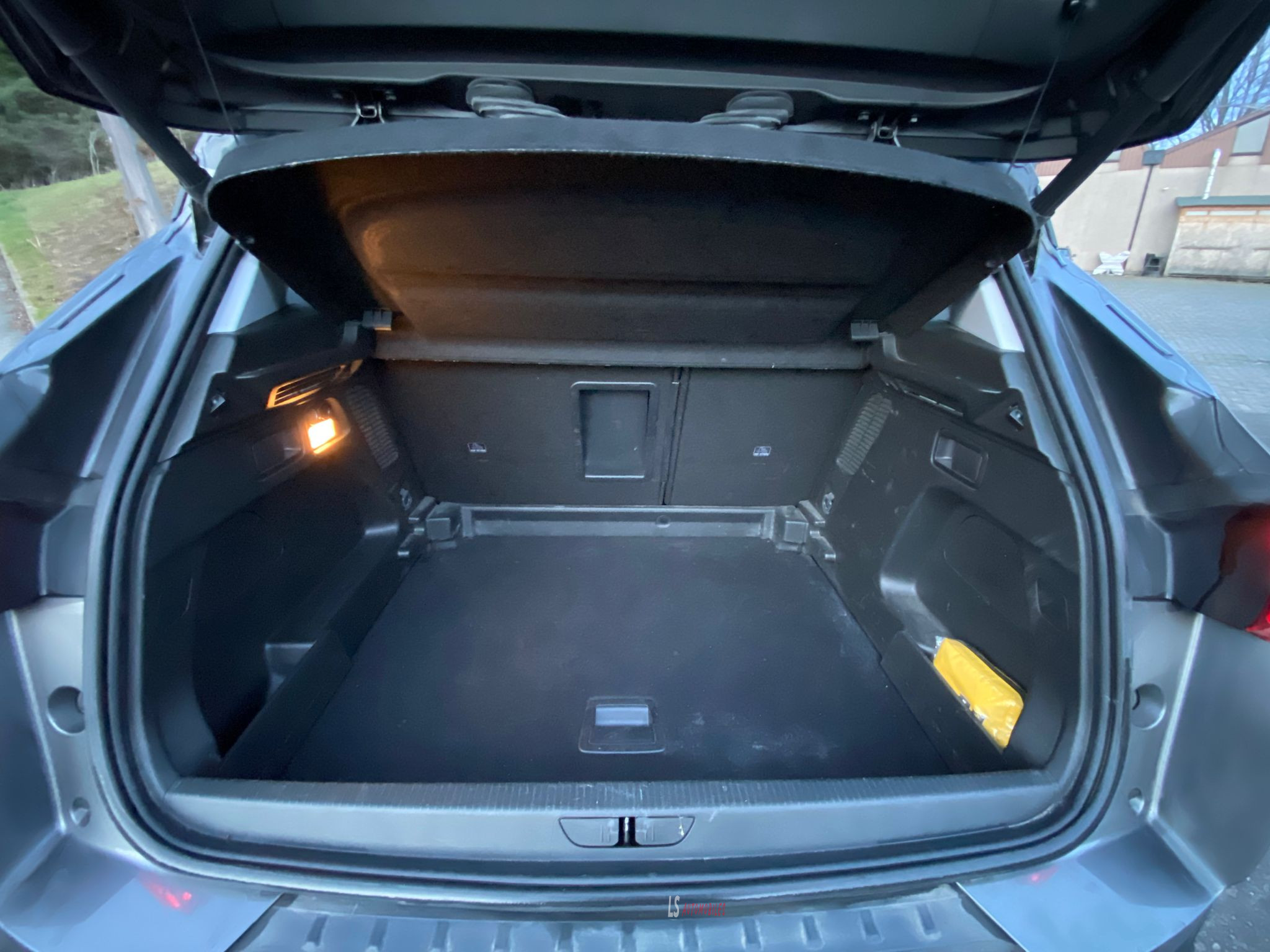 
								Opel Grandland (X)*1.5CDTI*AUTOMAT*LED full									