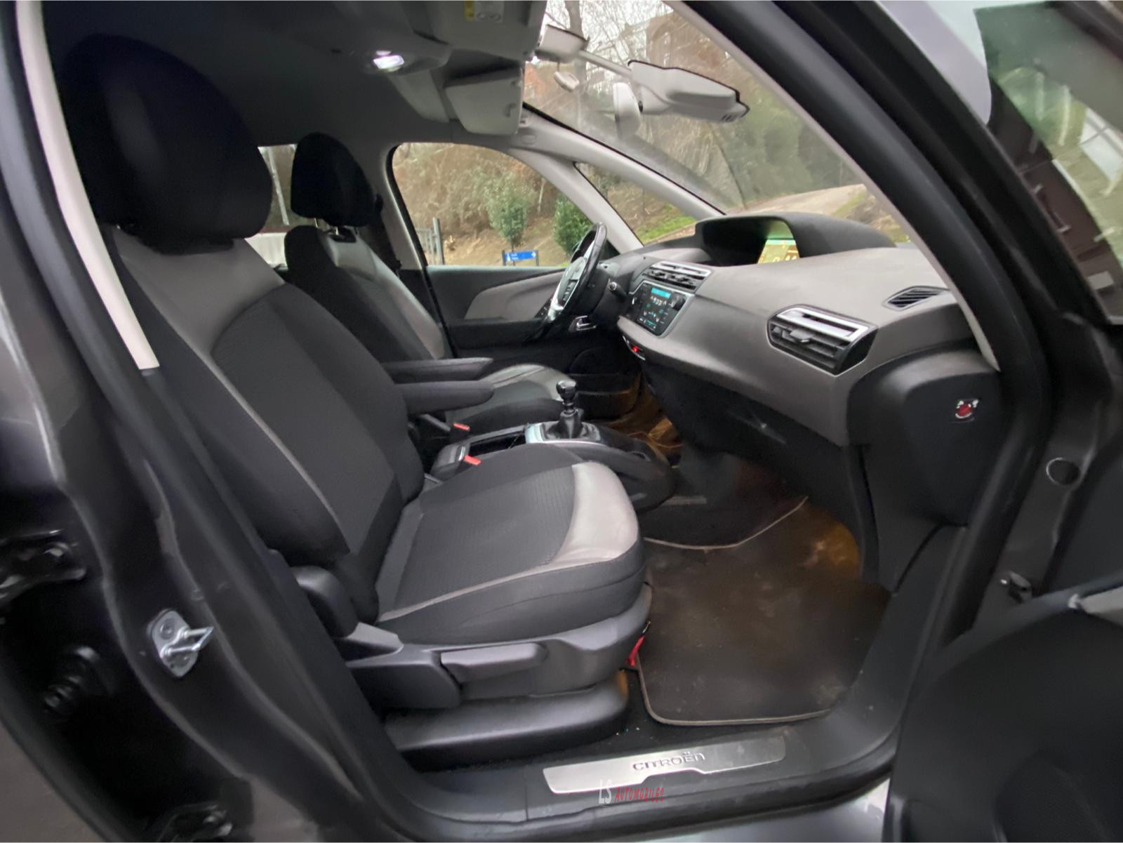 
								Citroën C4 Spacetourer Shine*NAVI*CAMERA full									