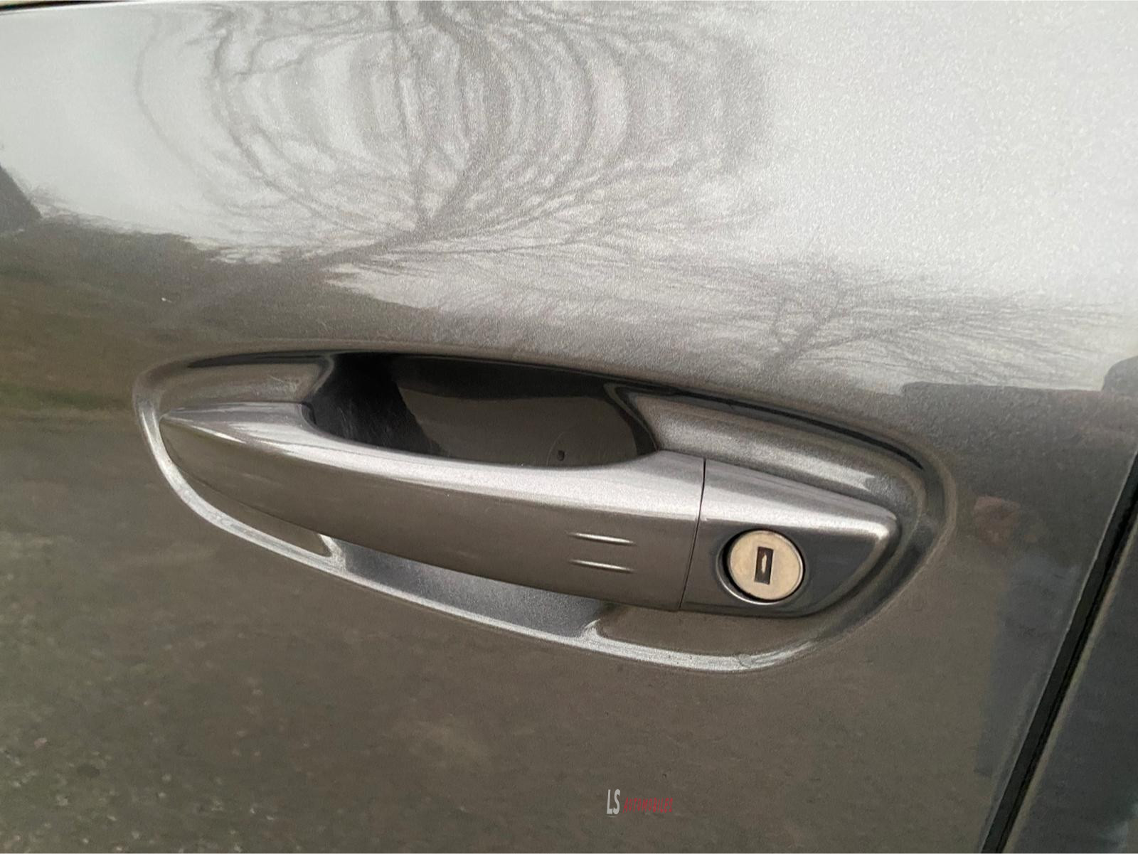 
								Citroën C4 Spacetourer Shine*NAVI*CAMERA full									