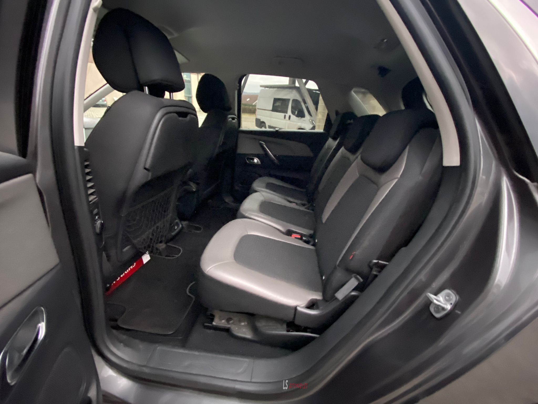 
								Citroën C4 Spacetourer Shine*NAVI*CAMERA full									