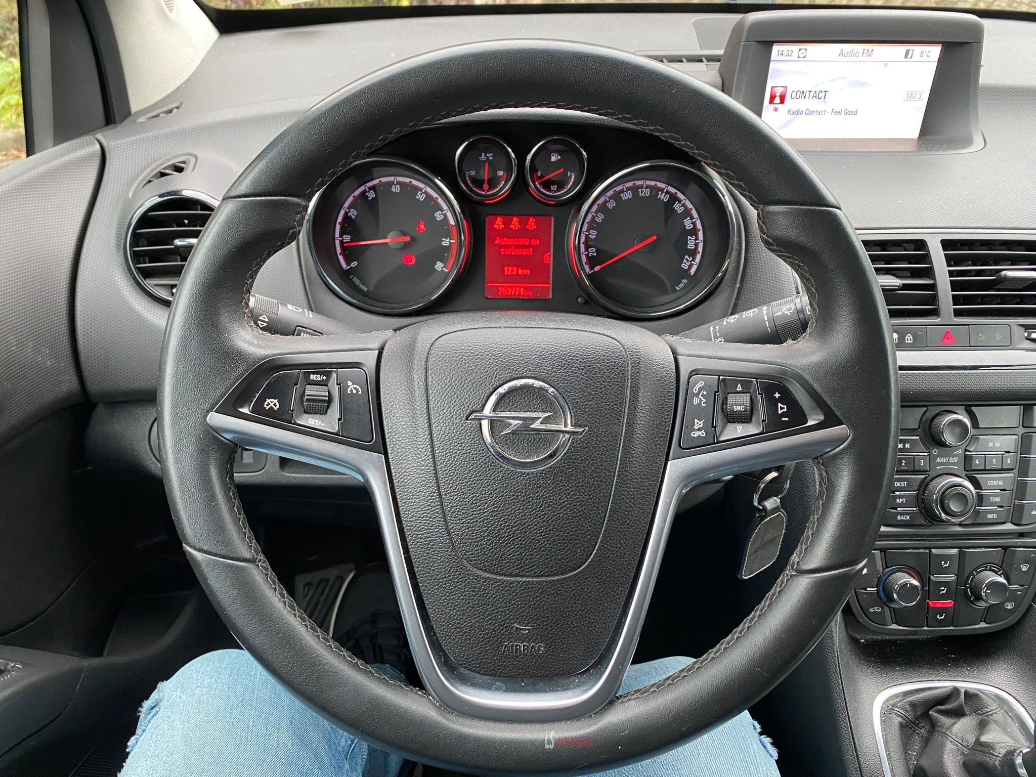 
								opel meriva 2013 full									