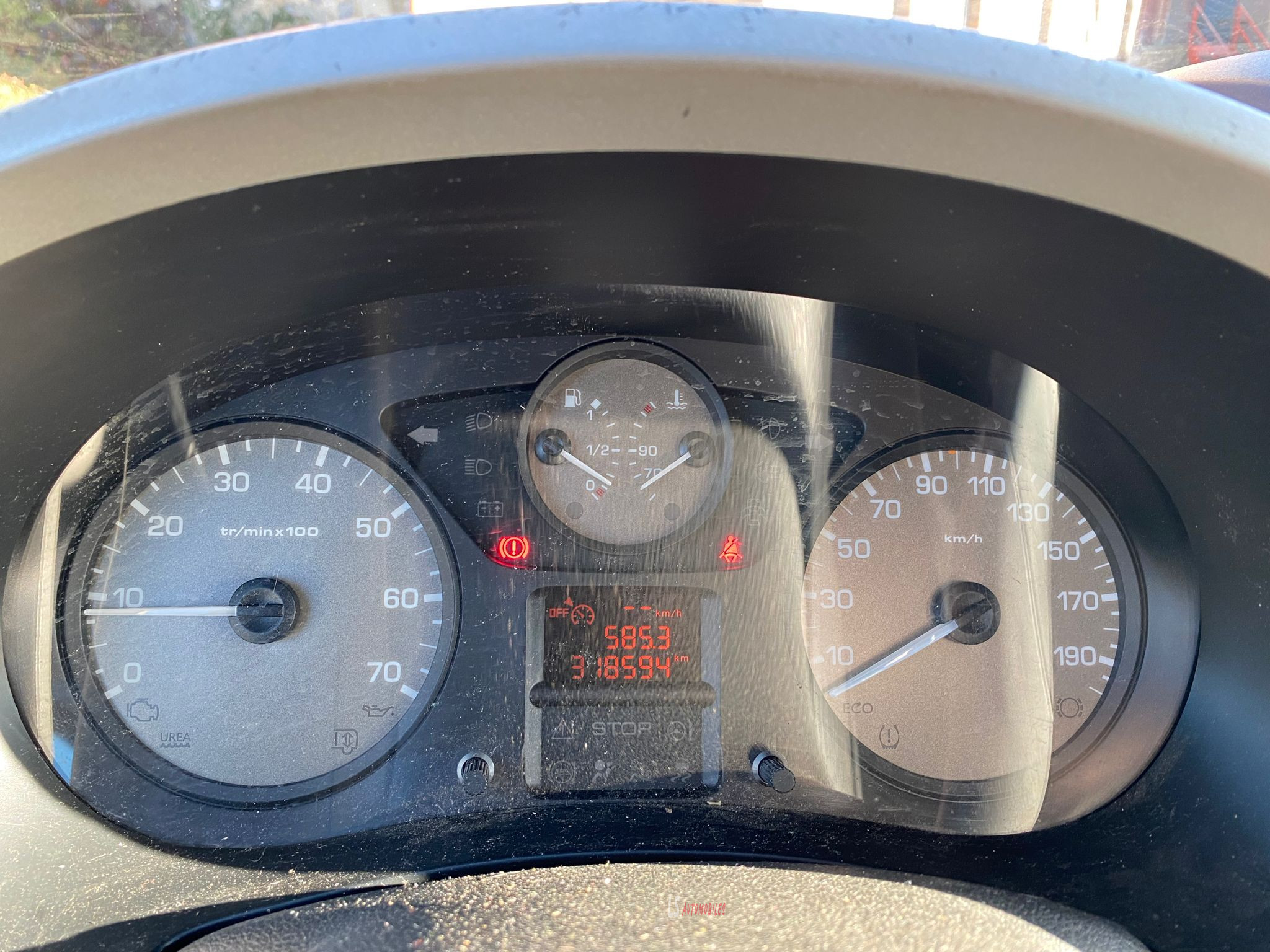 
								CITROEN BERLINGO 2015 full									