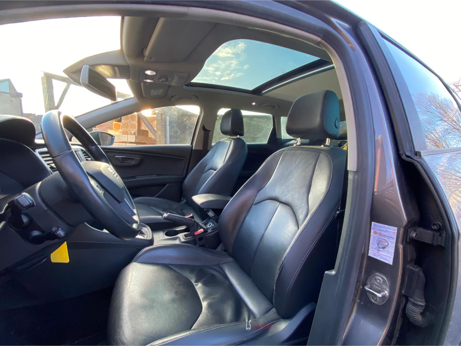 
								Seat Leon ST 1.2 TSI*DSG*NAVI*LEDER*PANO*TOITPANO*EU6 full									