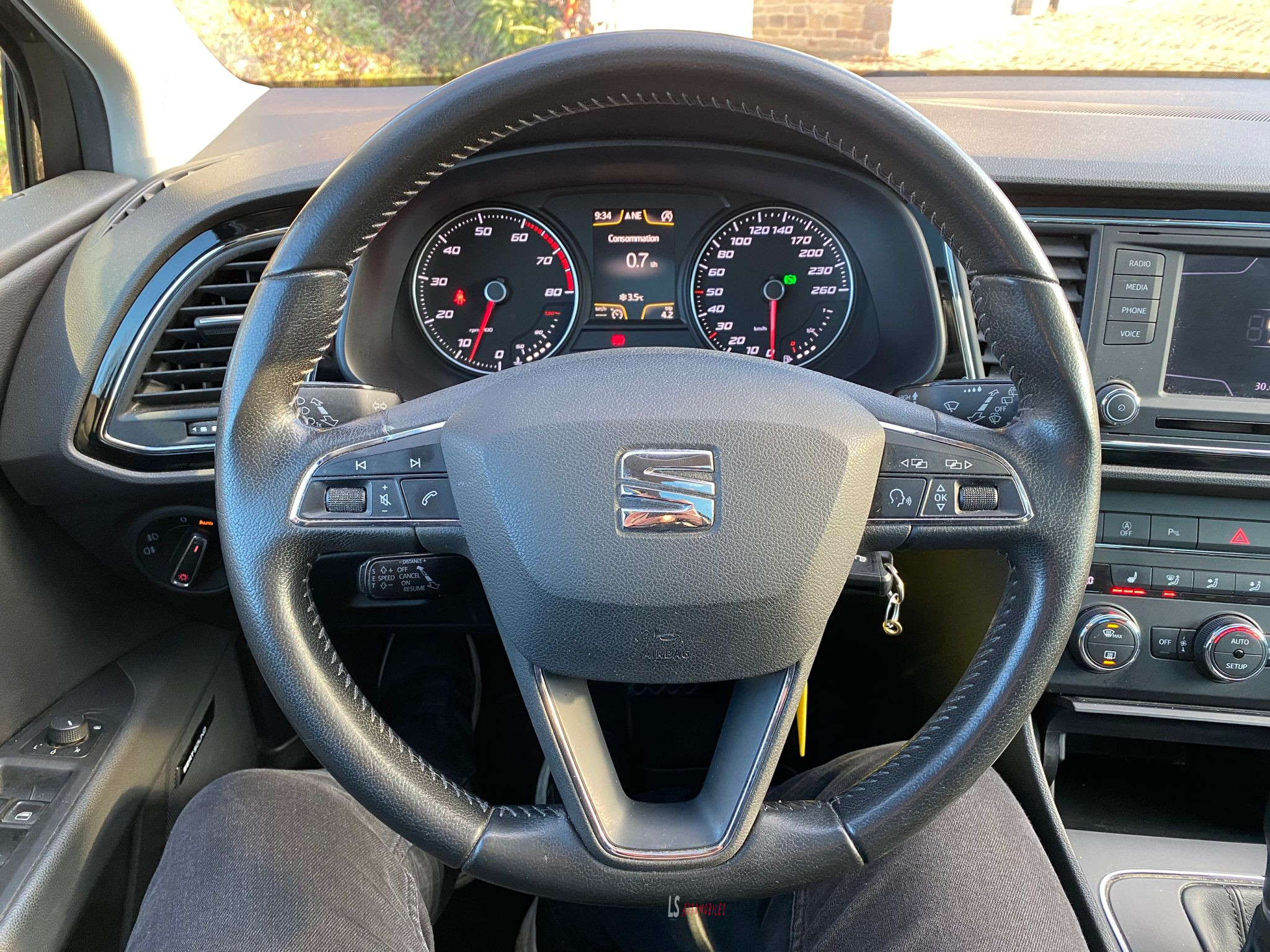 
								Seat Leon ST 1.2 TSI*DSG*NAVI*LEDER*PANO*TOITPANO*EU6 full									