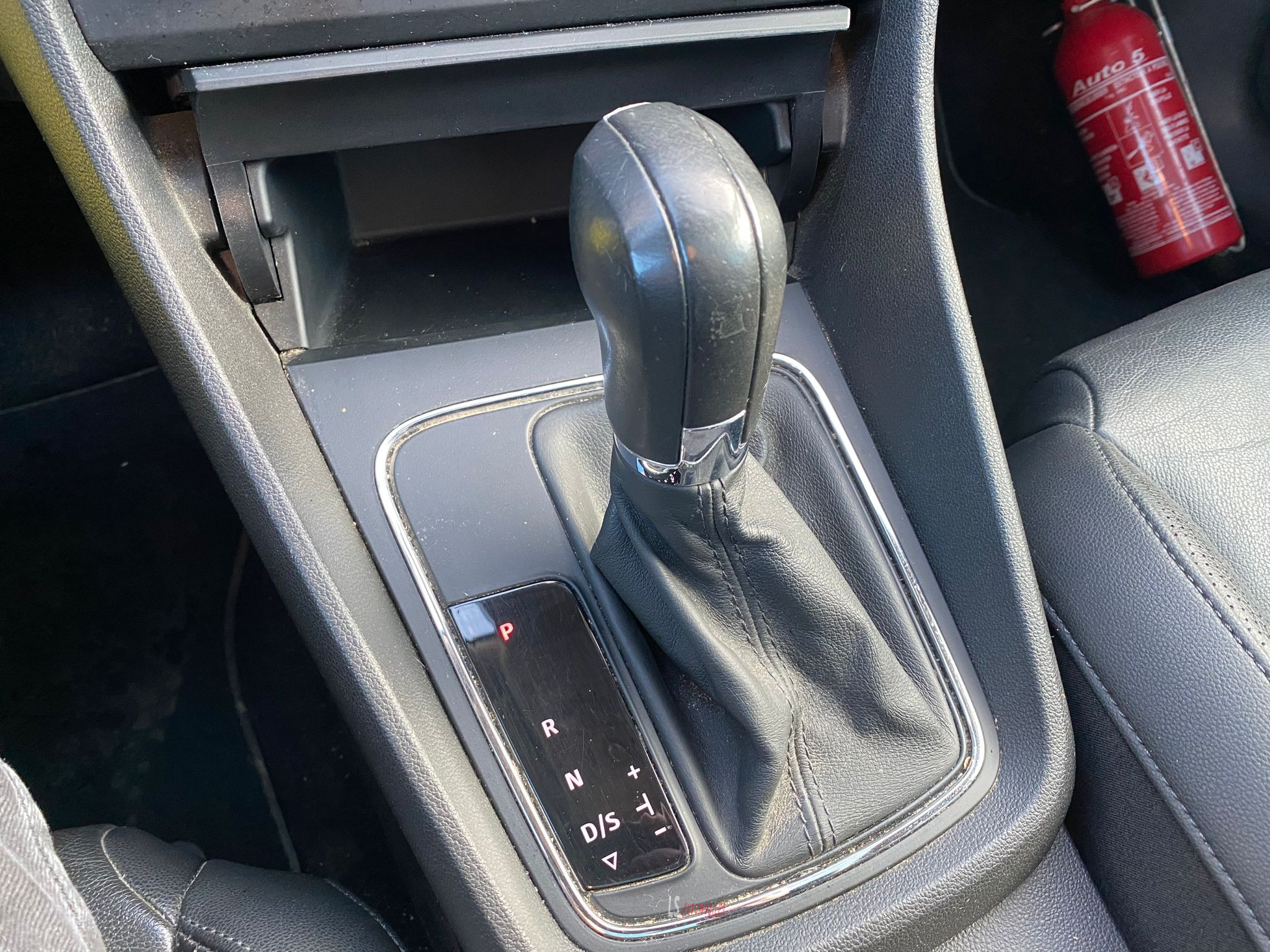 
								Seat Leon ST 1.2 TSI*DSG*NAVI*LEDER*PANO*TOITPANO*EU6 full									