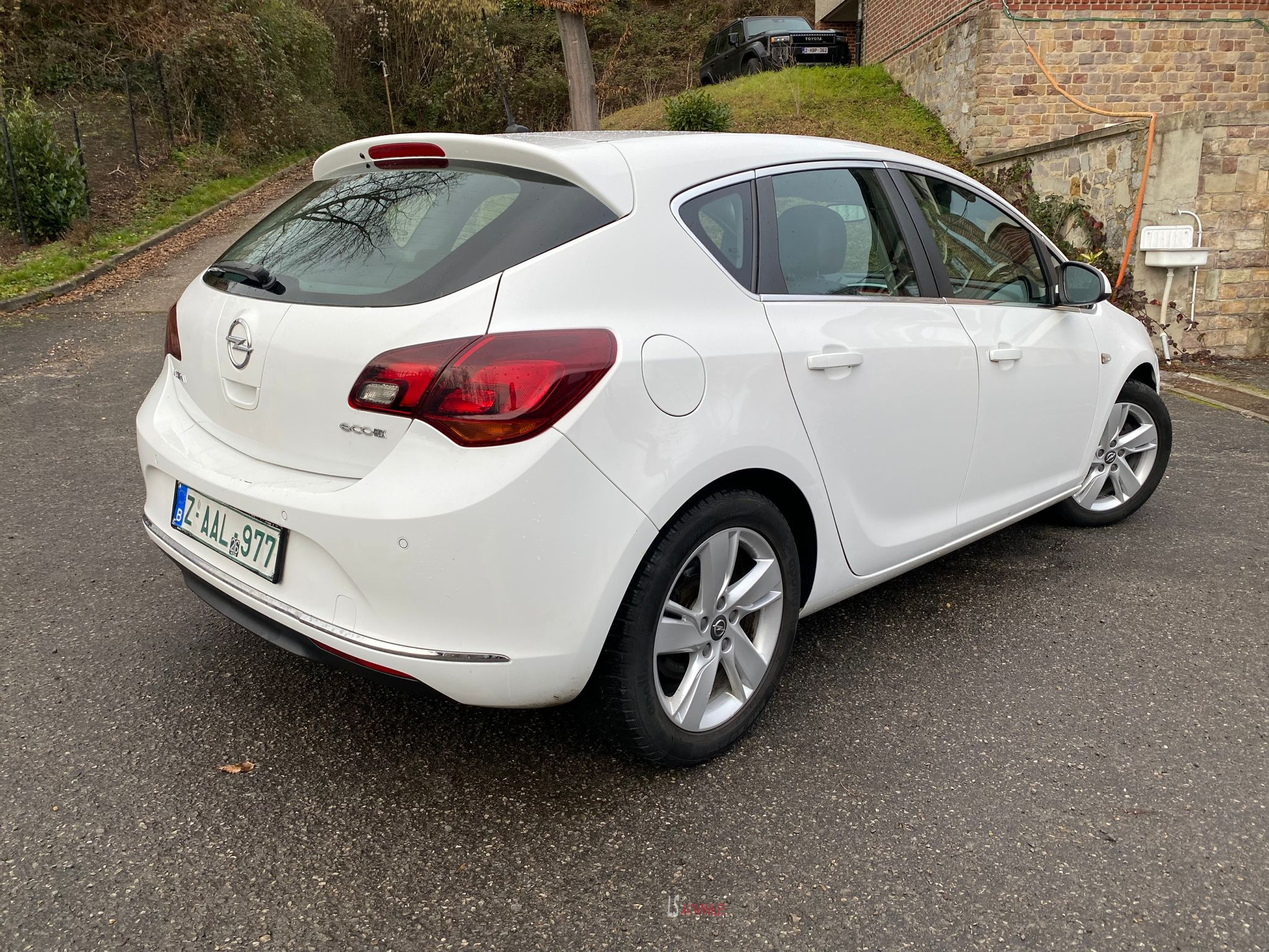 
								opel ASTRA 2014 full									