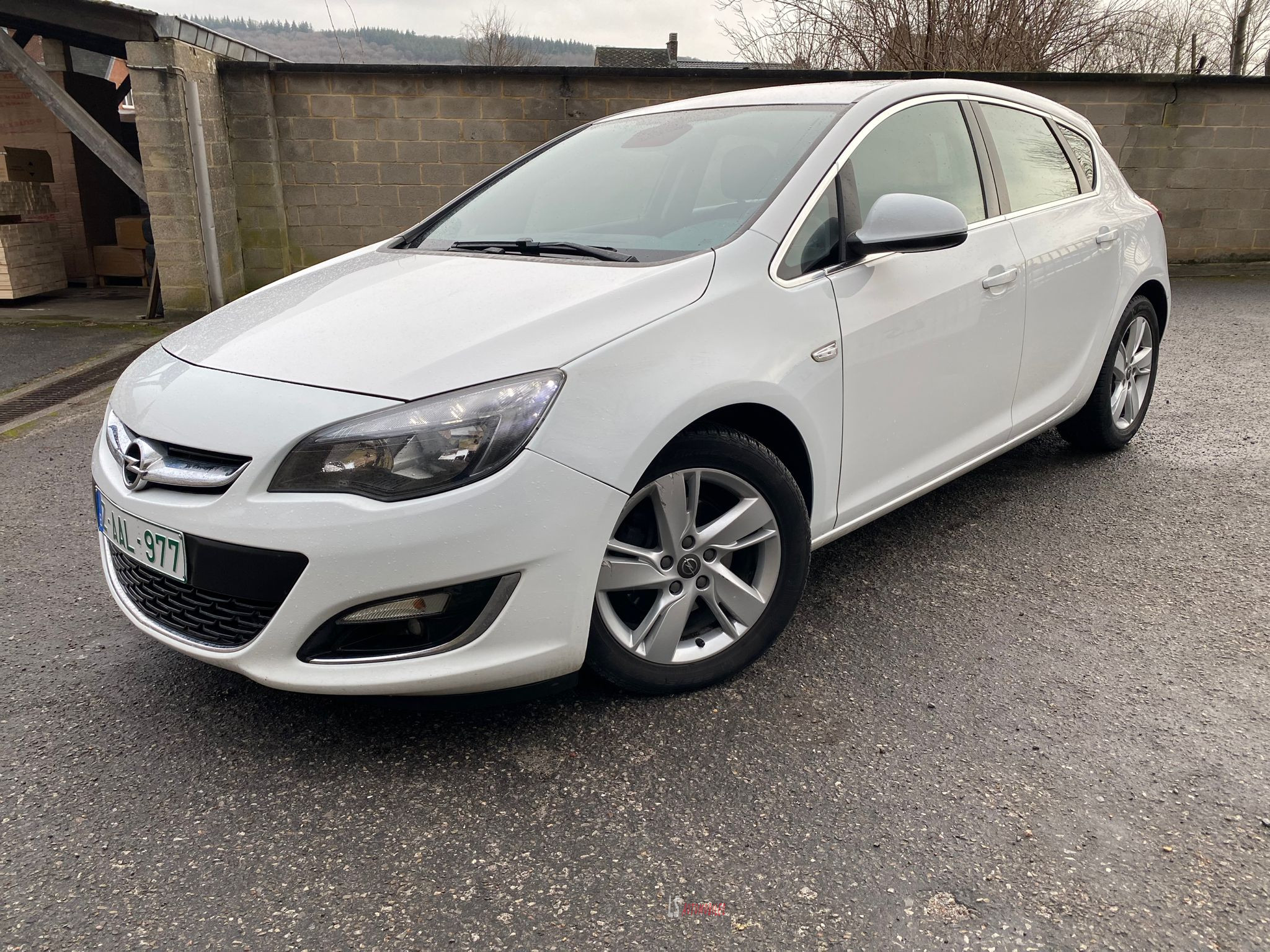 
								opel ASTRA 2014 full									