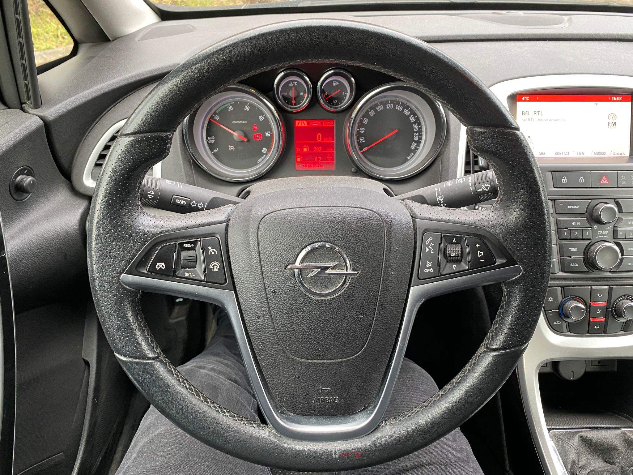 
								opel ASTRA 2014 full									