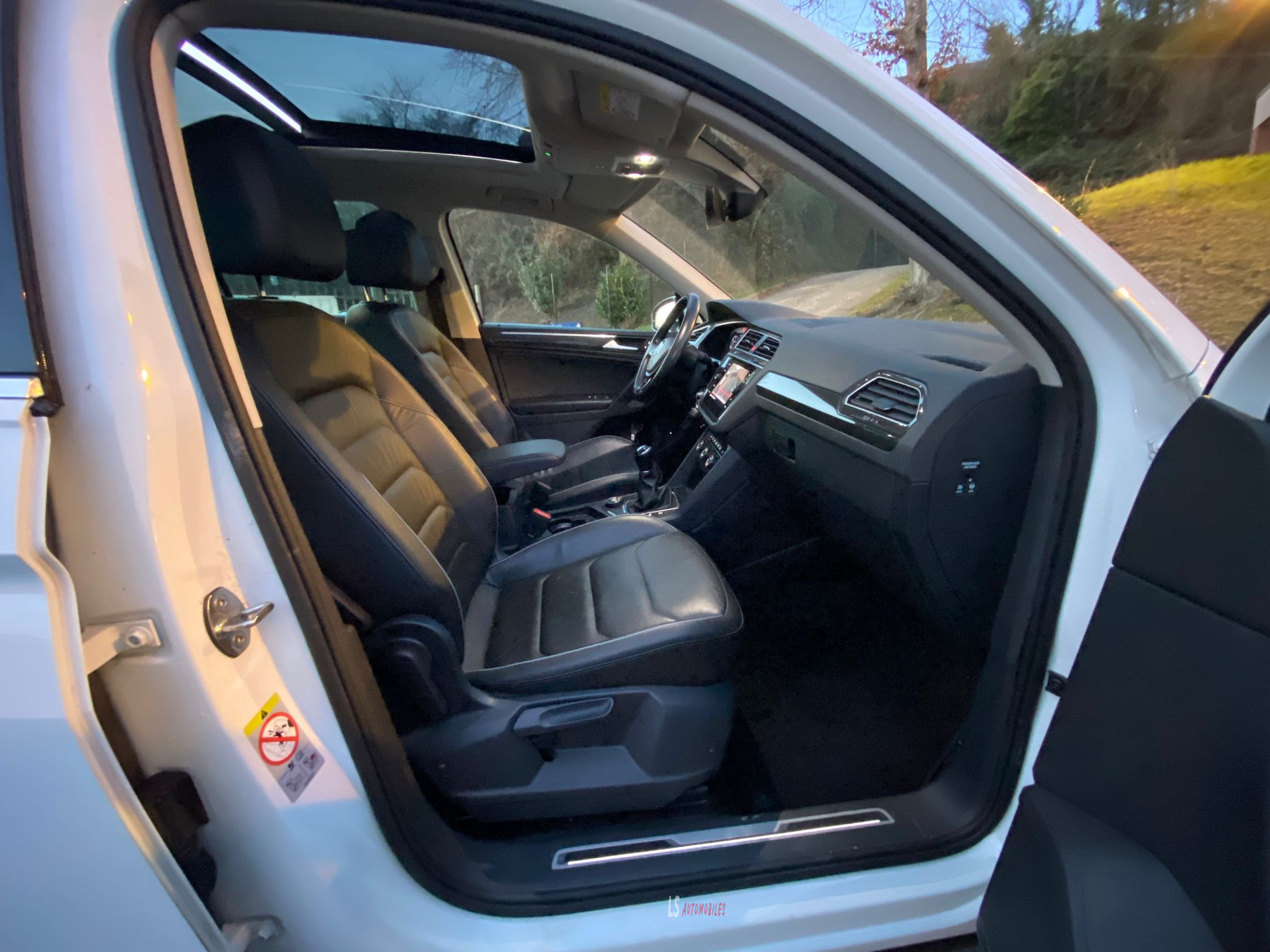 
								VW TIGUAN 4 MOTION full									