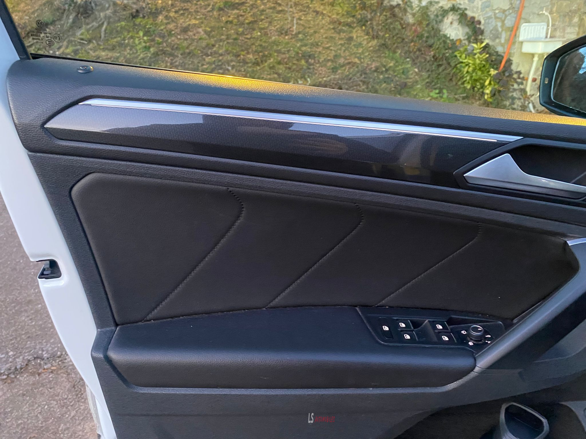 
								VW TIGUAN 4 MOTION full									