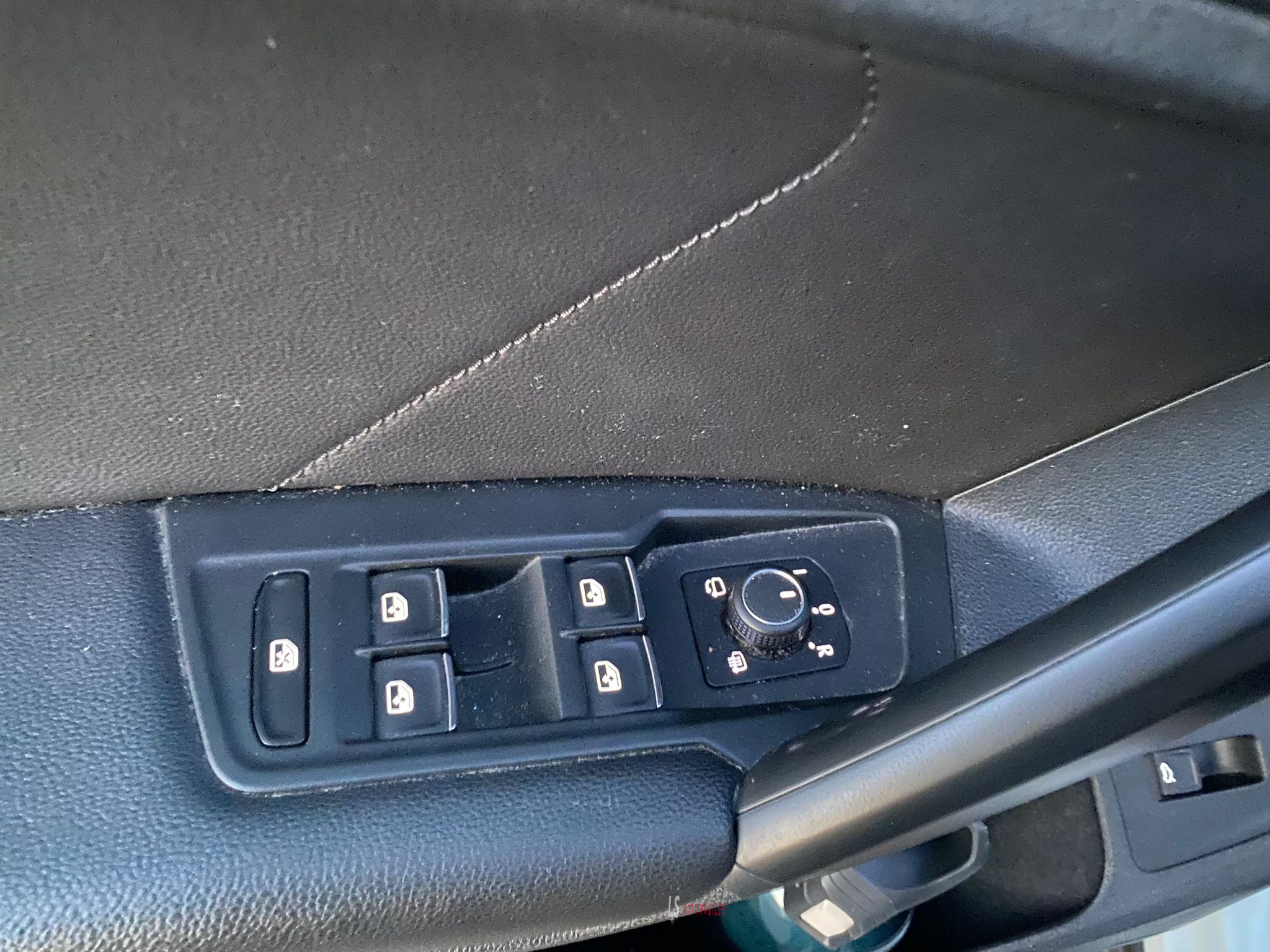 
								VW TIGUAN 4 MOTION full									