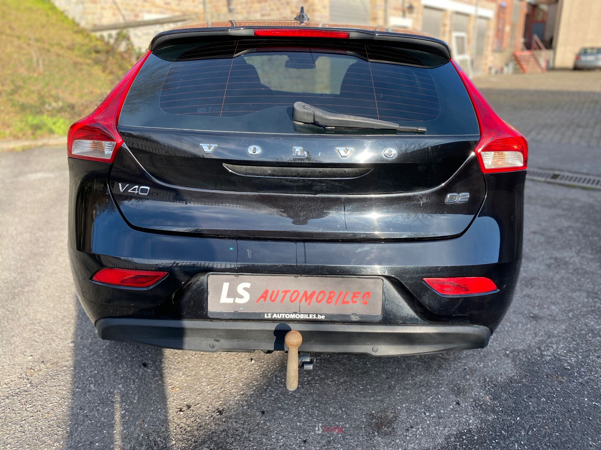 
								VOLVO V40 BOITE AUTOMATIQUE full									