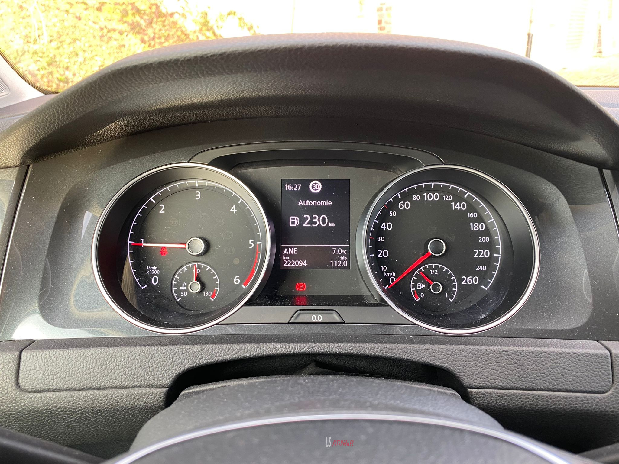 
								VOLKSWAGEN GOLF 2019 full									