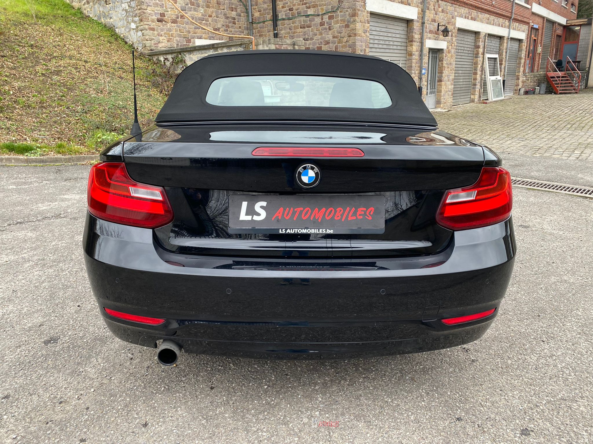 
								BMW 218i cabriolet full									