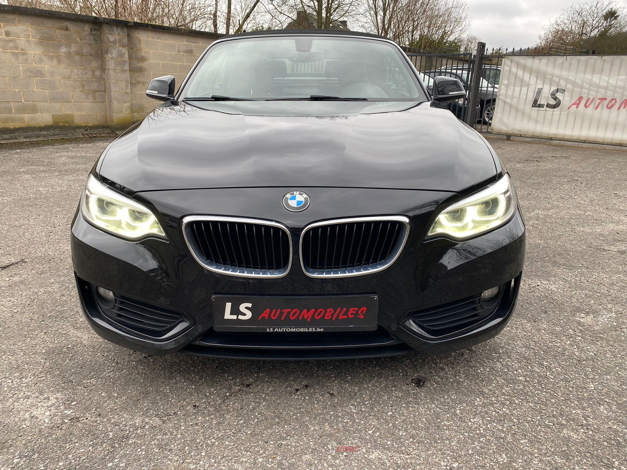 
								BMW 218i cabriolet full									